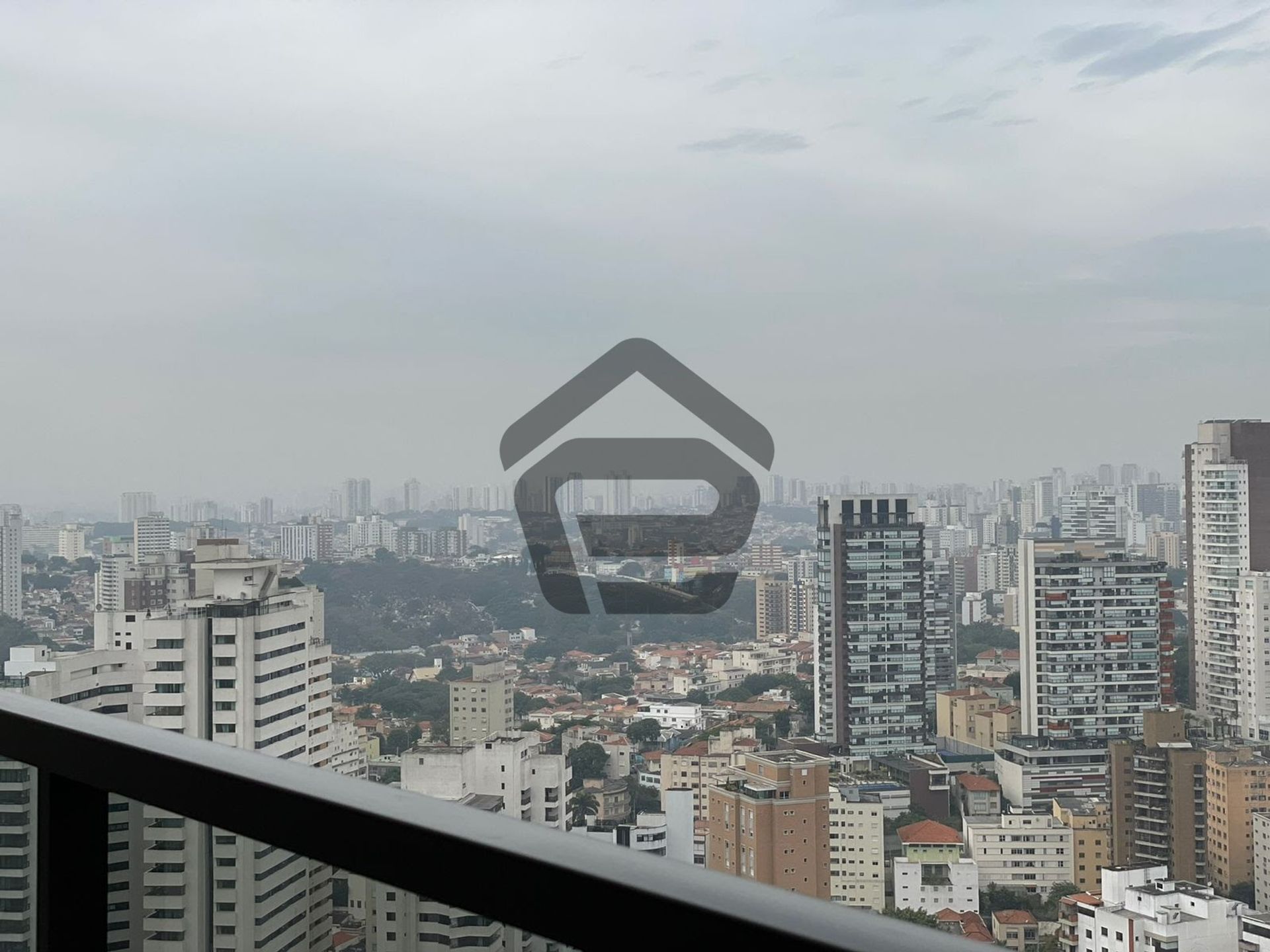 אַחֵר ב , São Paulo 12273931