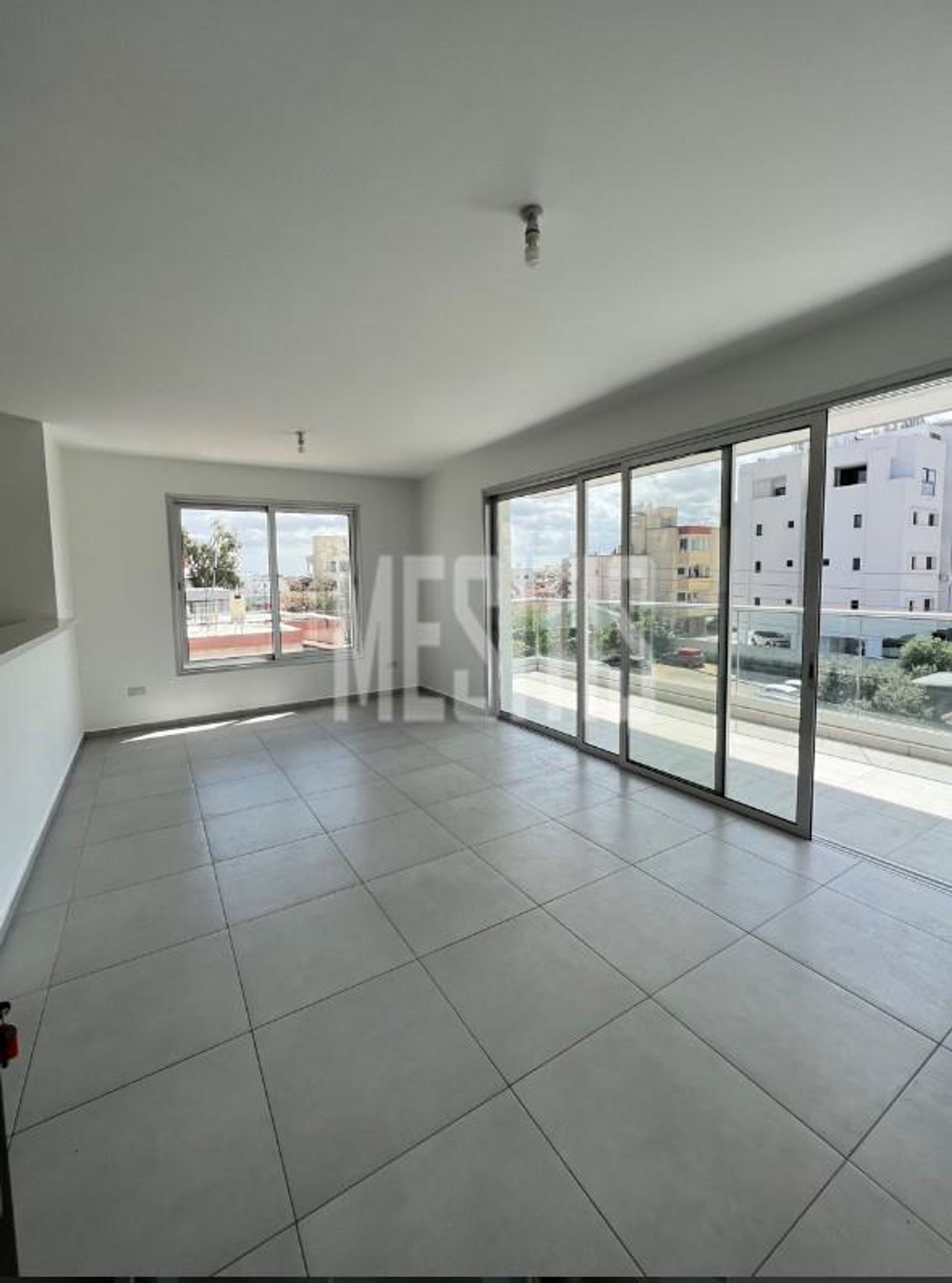 Condominium in Nicosia, Lefkosia 12274072