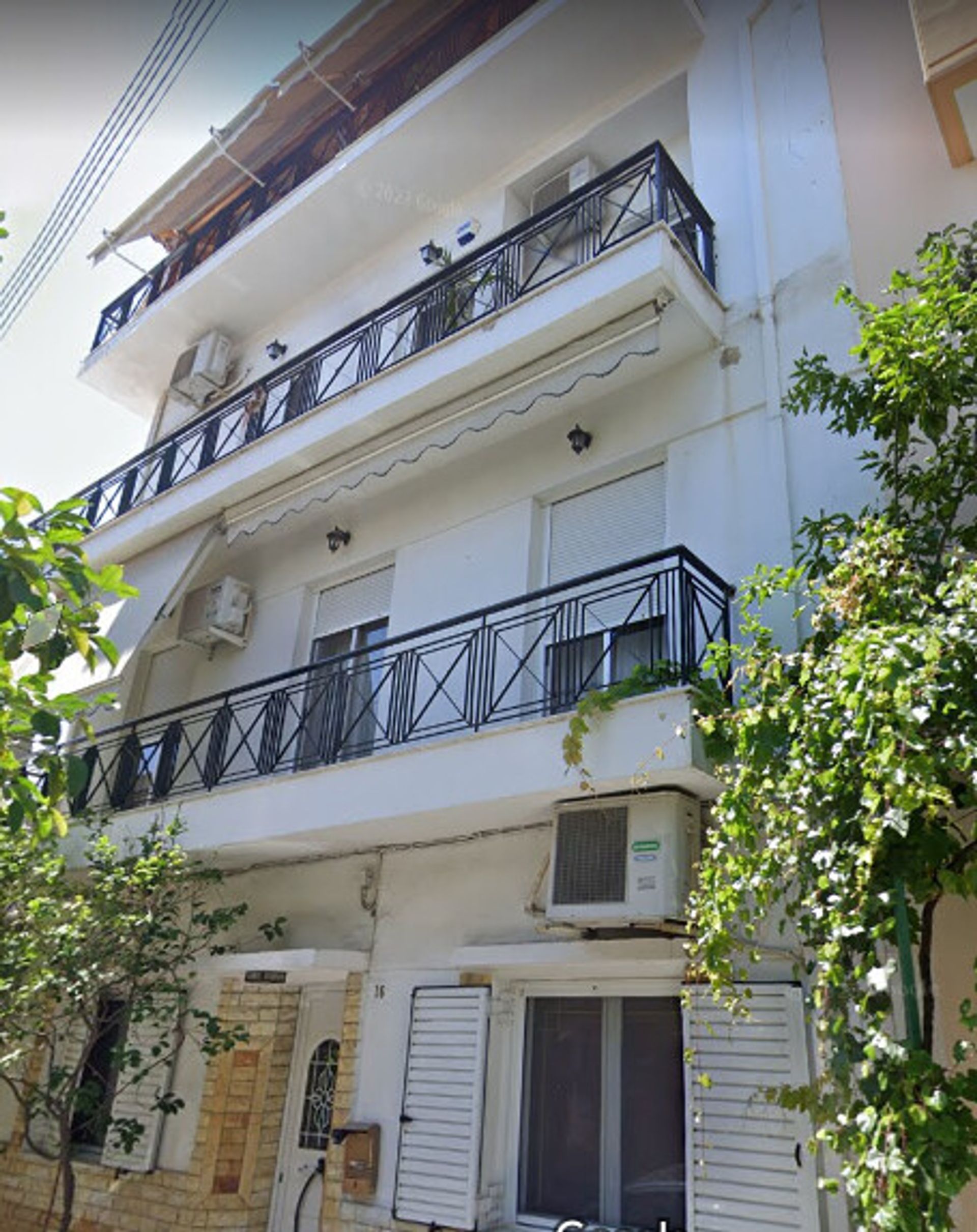 Condominium in Nikea,  12275264