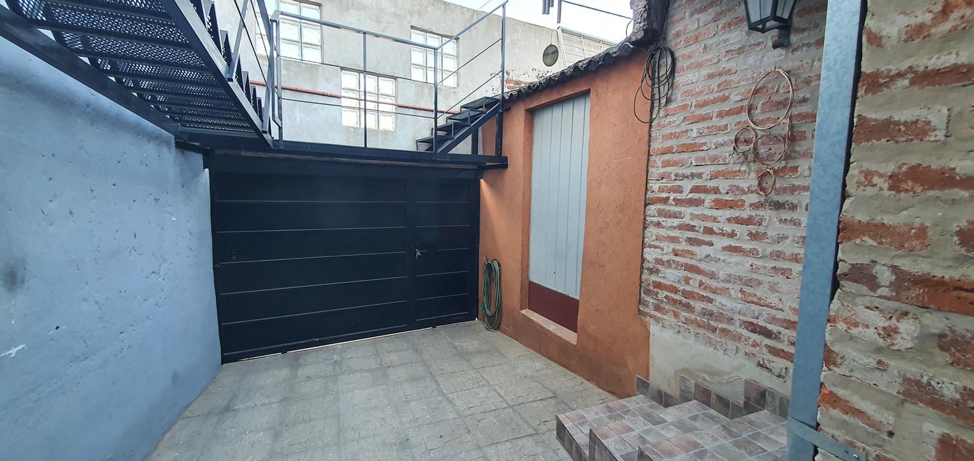 Huis in La Tablada, Provincia de Buenos Aires 12276747