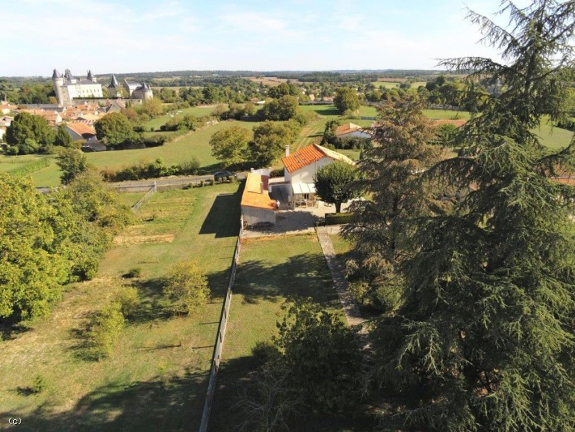 Haus im Verteuil-sur-Charente, Nouvelle-Aquitaine 12277154