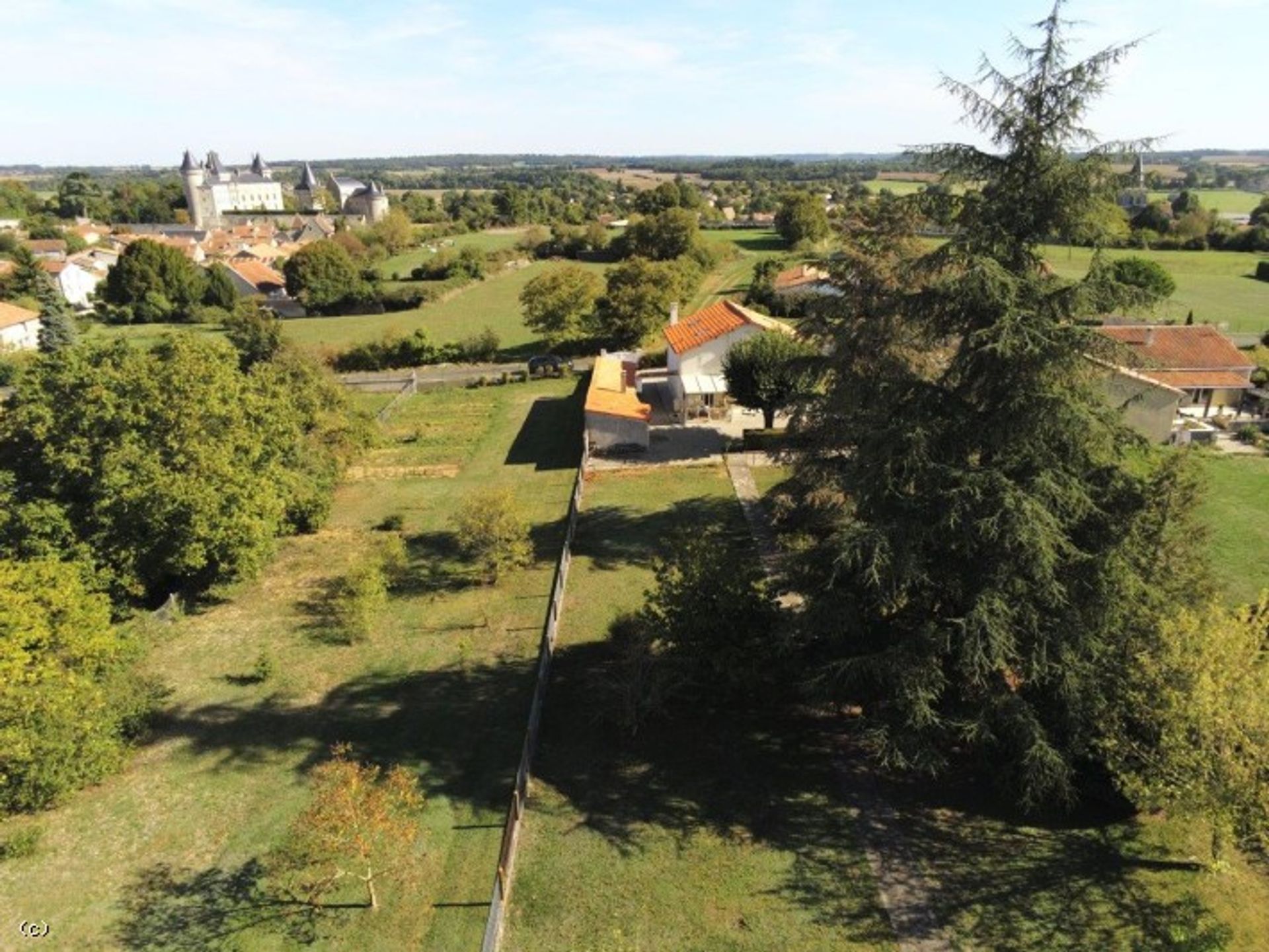 House in Verteuil-sur-Charente, Nouvelle-Aquitaine 12277154