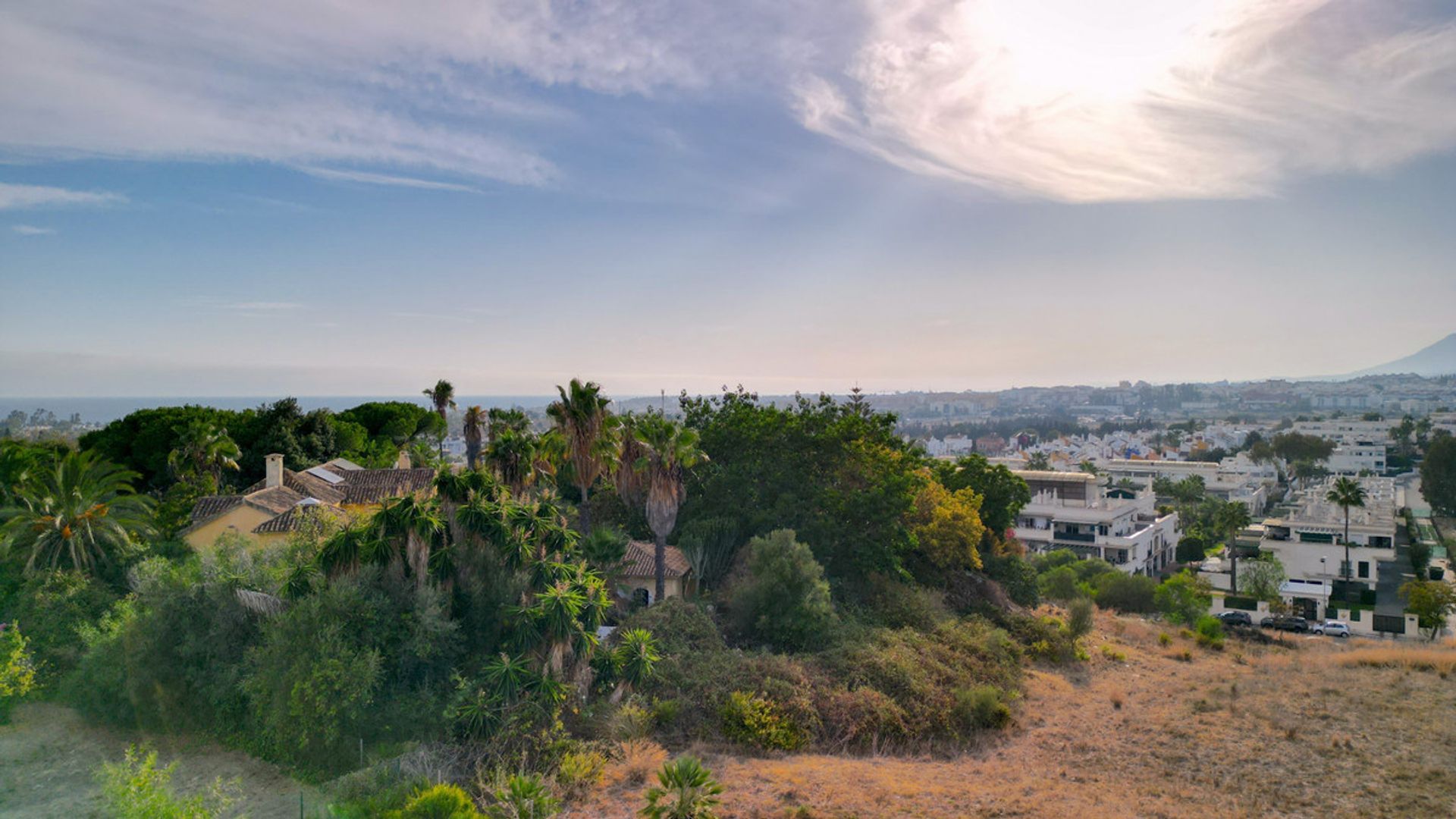 土地 在 Marbella, Andalucía 12277622