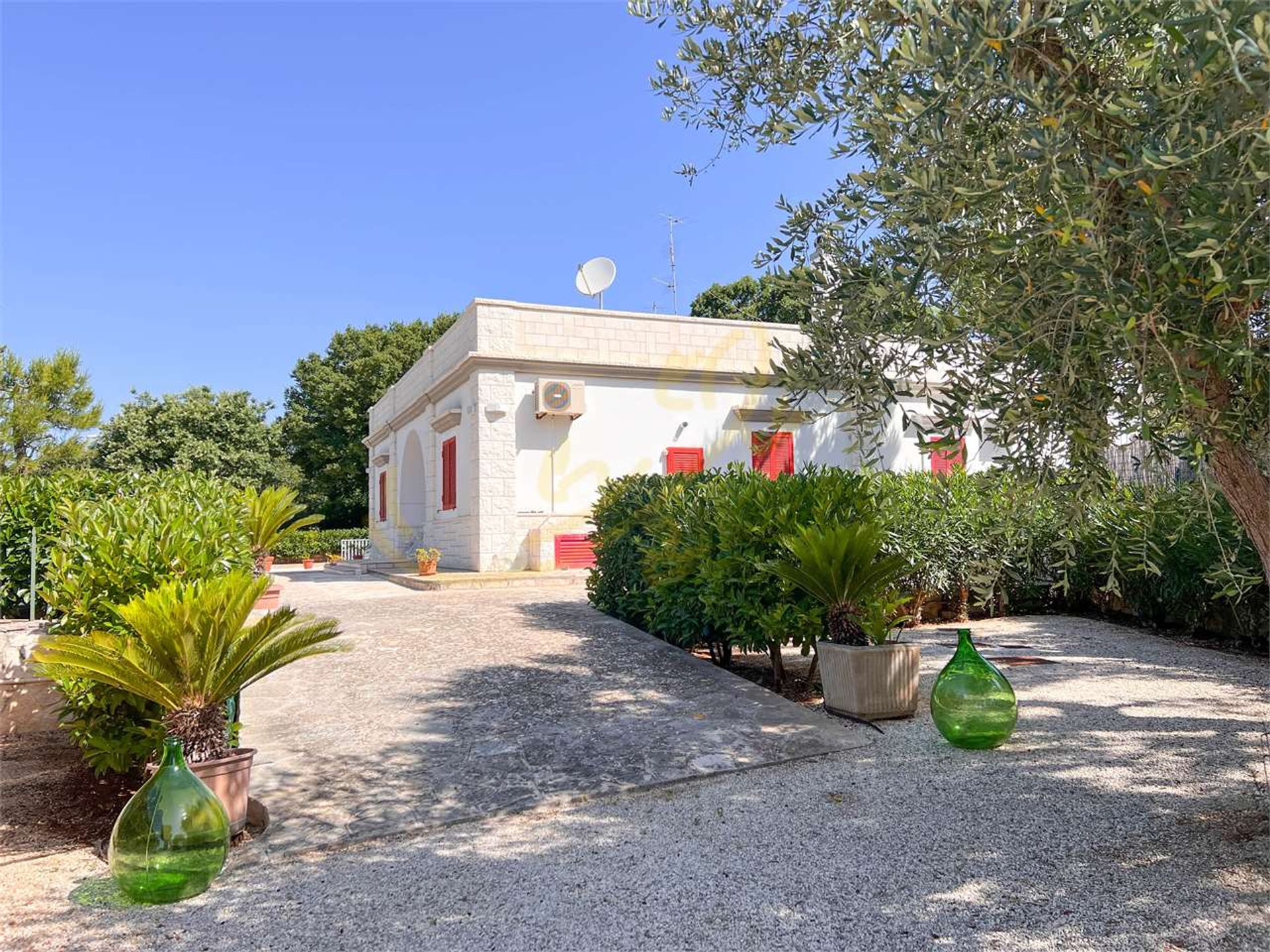 casa no , Apulia 12277786