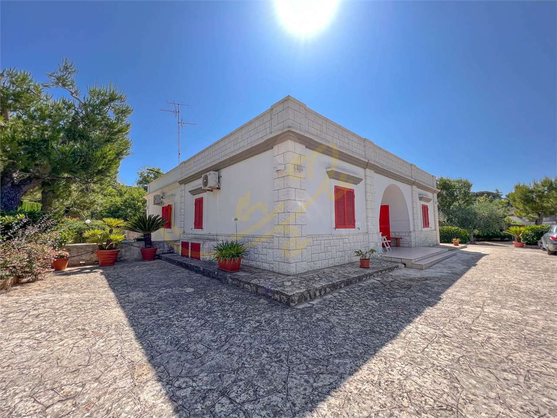 casa no , Apulia 12277786