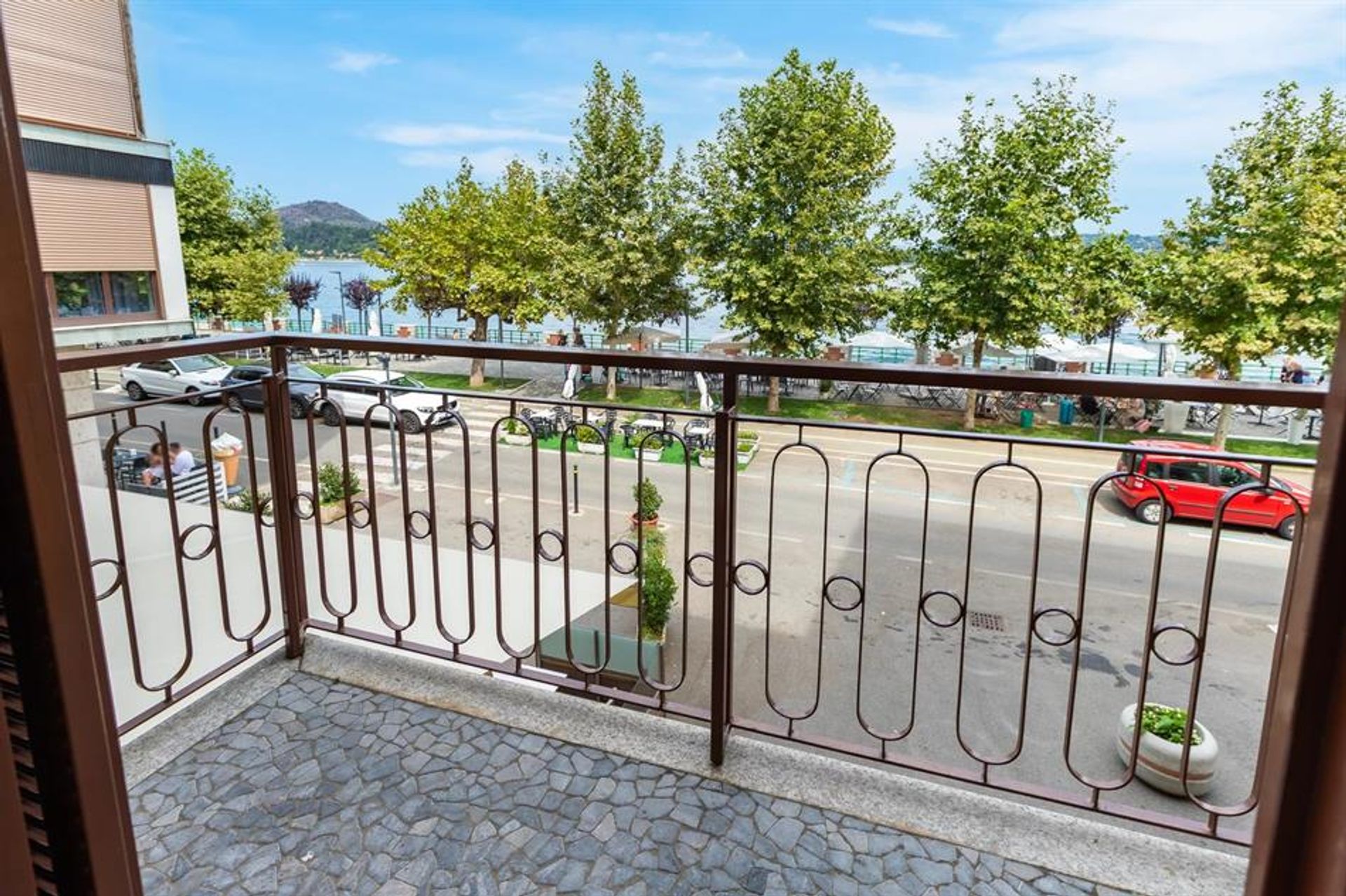 Condominio en Arona, Piedmont 12277801