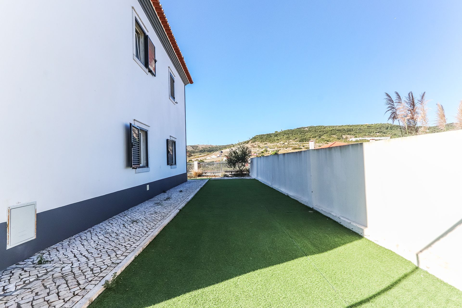 House in Arruda dos Vinhos, 4 Rua Fausta Real Neto Rodrigues 12280056