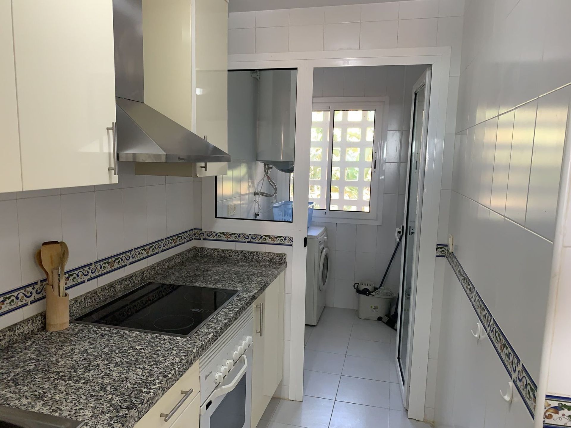 Condominium dans Manilva, Andalucía 12281528