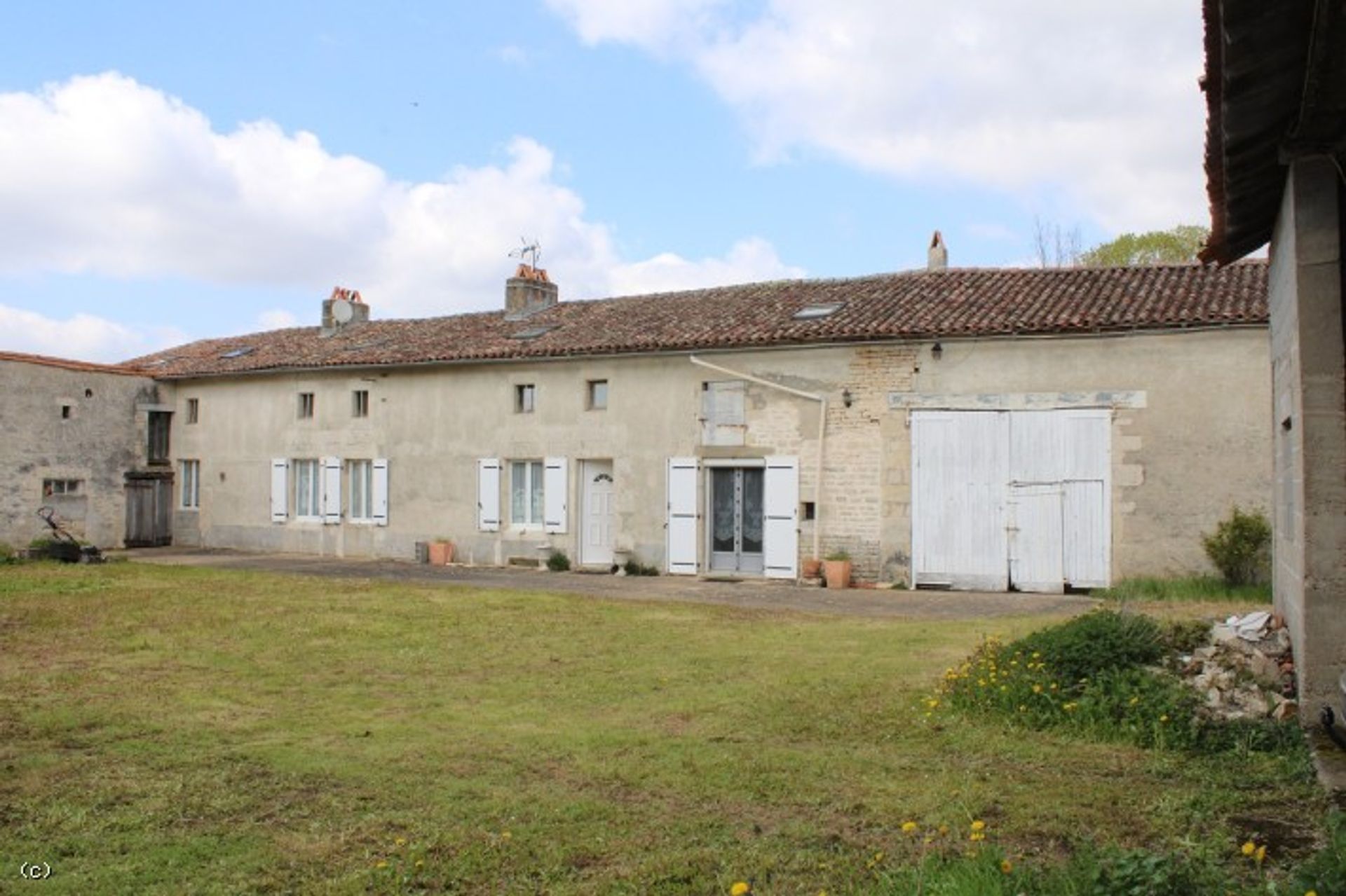 rumah dalam Villefagnan, Nouvelle-Aquitaine 12282158