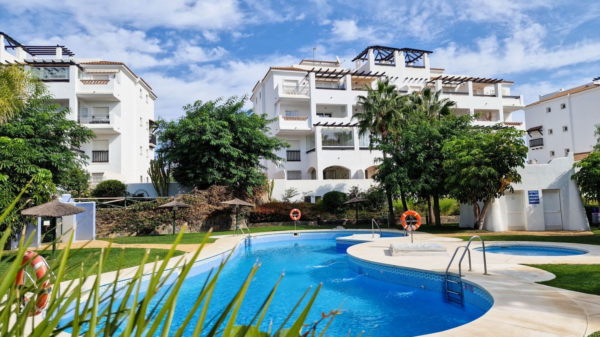 Condominium in Castillo de Sabinillas, Andalusië 12283449