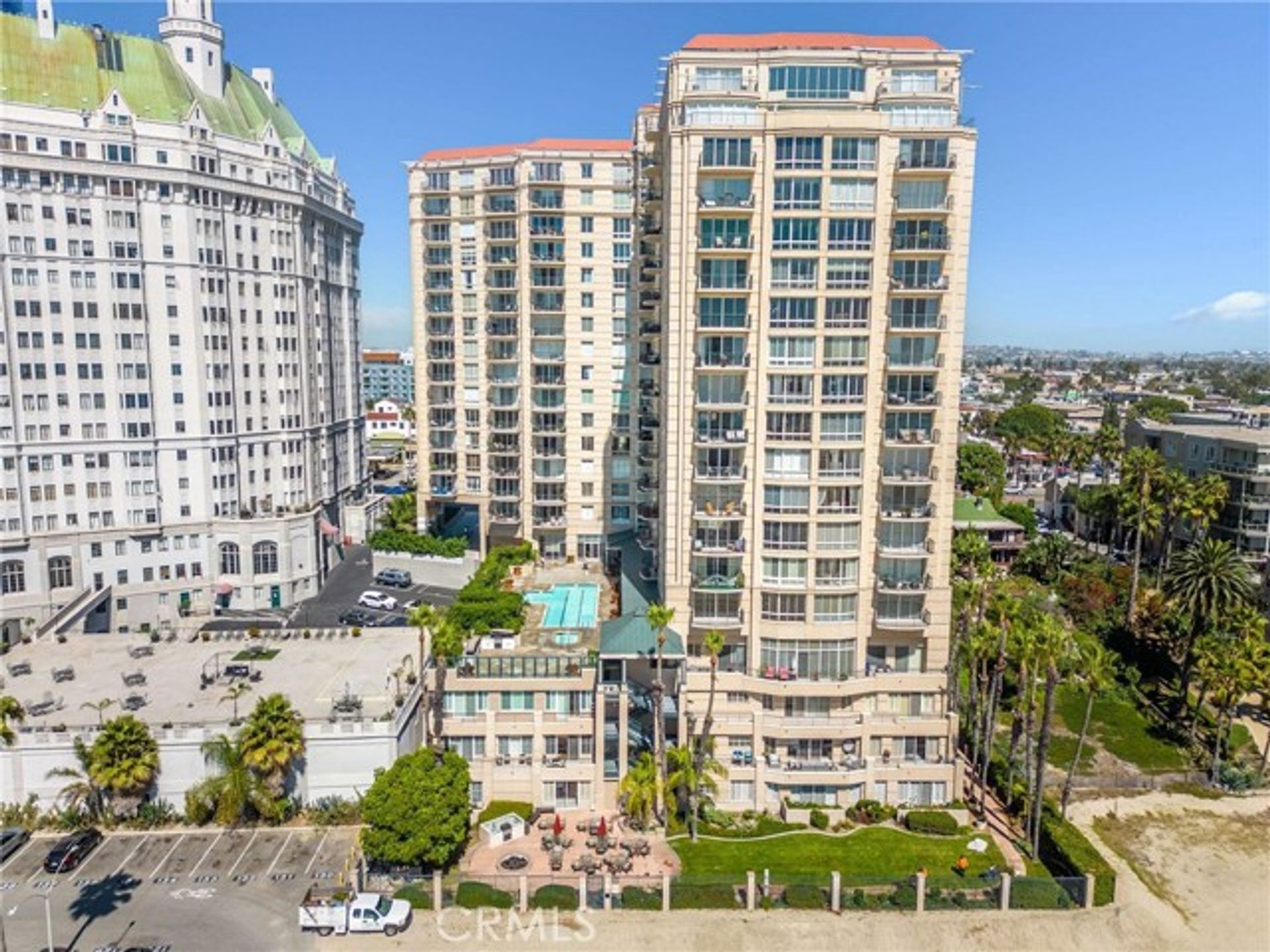 Condominium in Long Beach, California 12284710