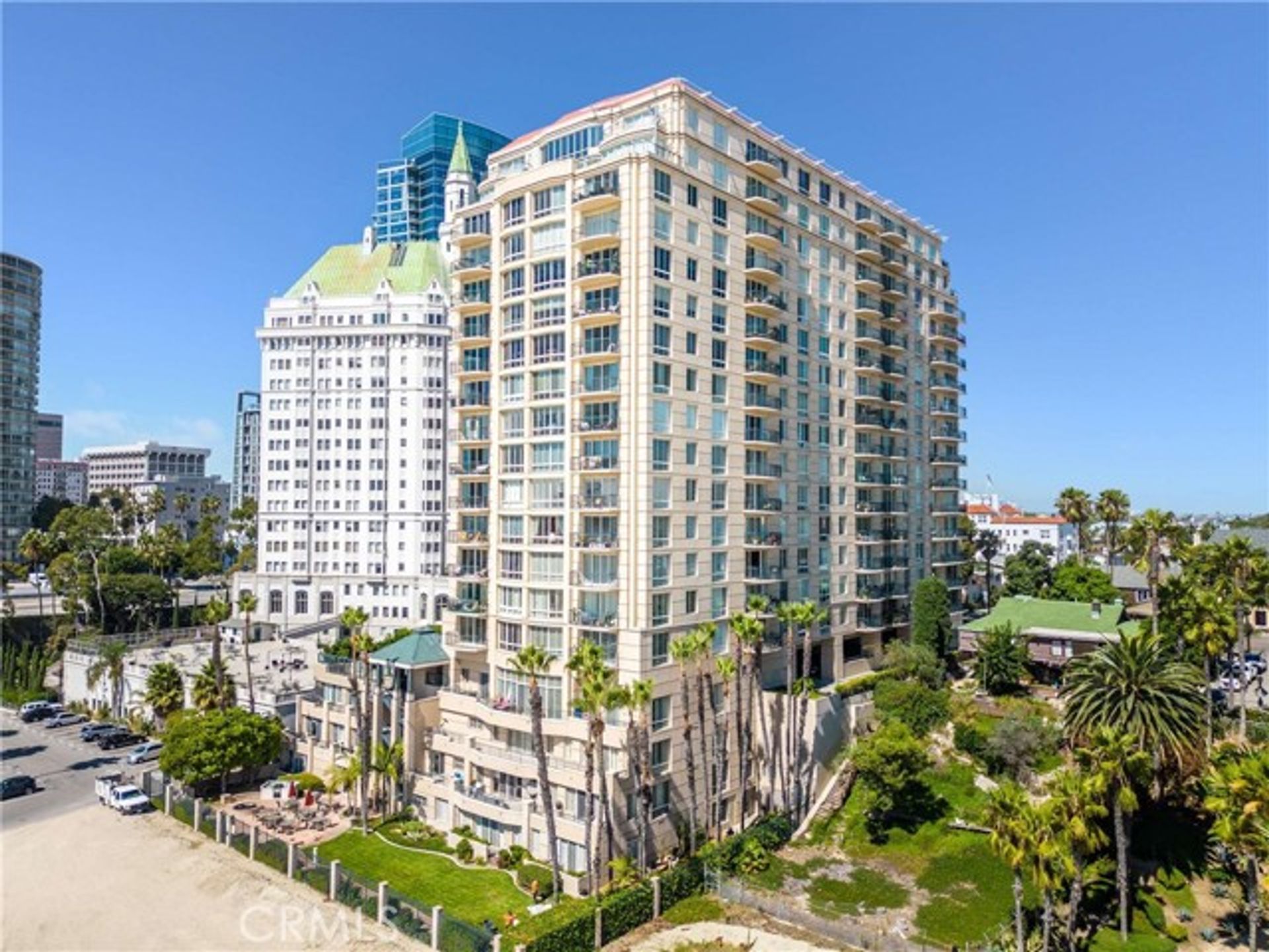 Condominium in Long Beach, California 12284710