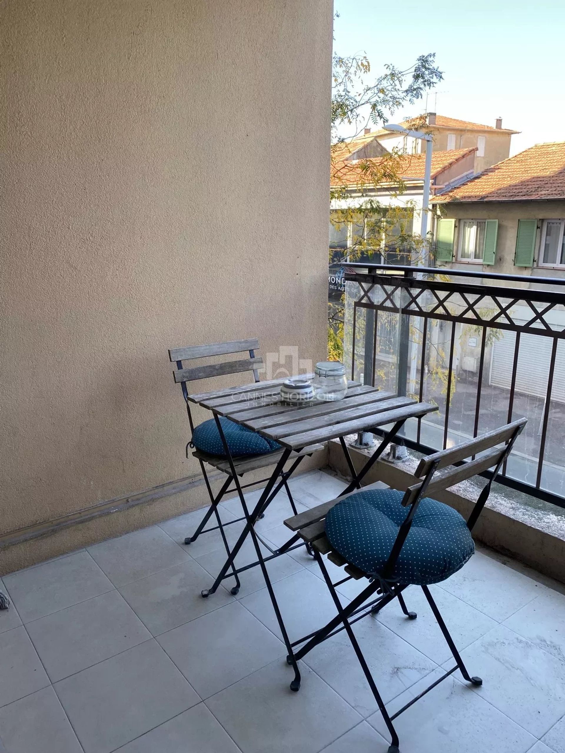 Osakehuoneisto sisään Cannes-la-Bocca, Alpes-Maritimes 12284761