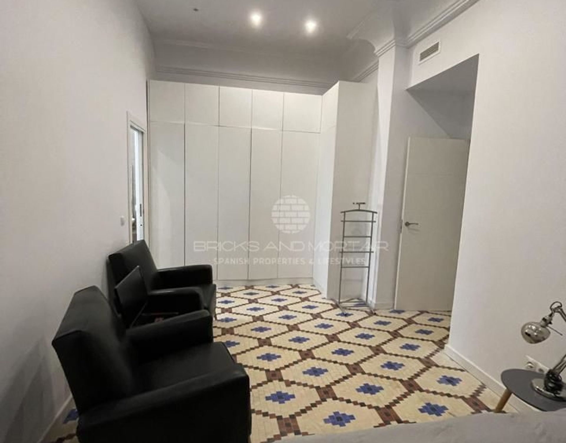 Condominium in Valencia, Valencian Community 12287366