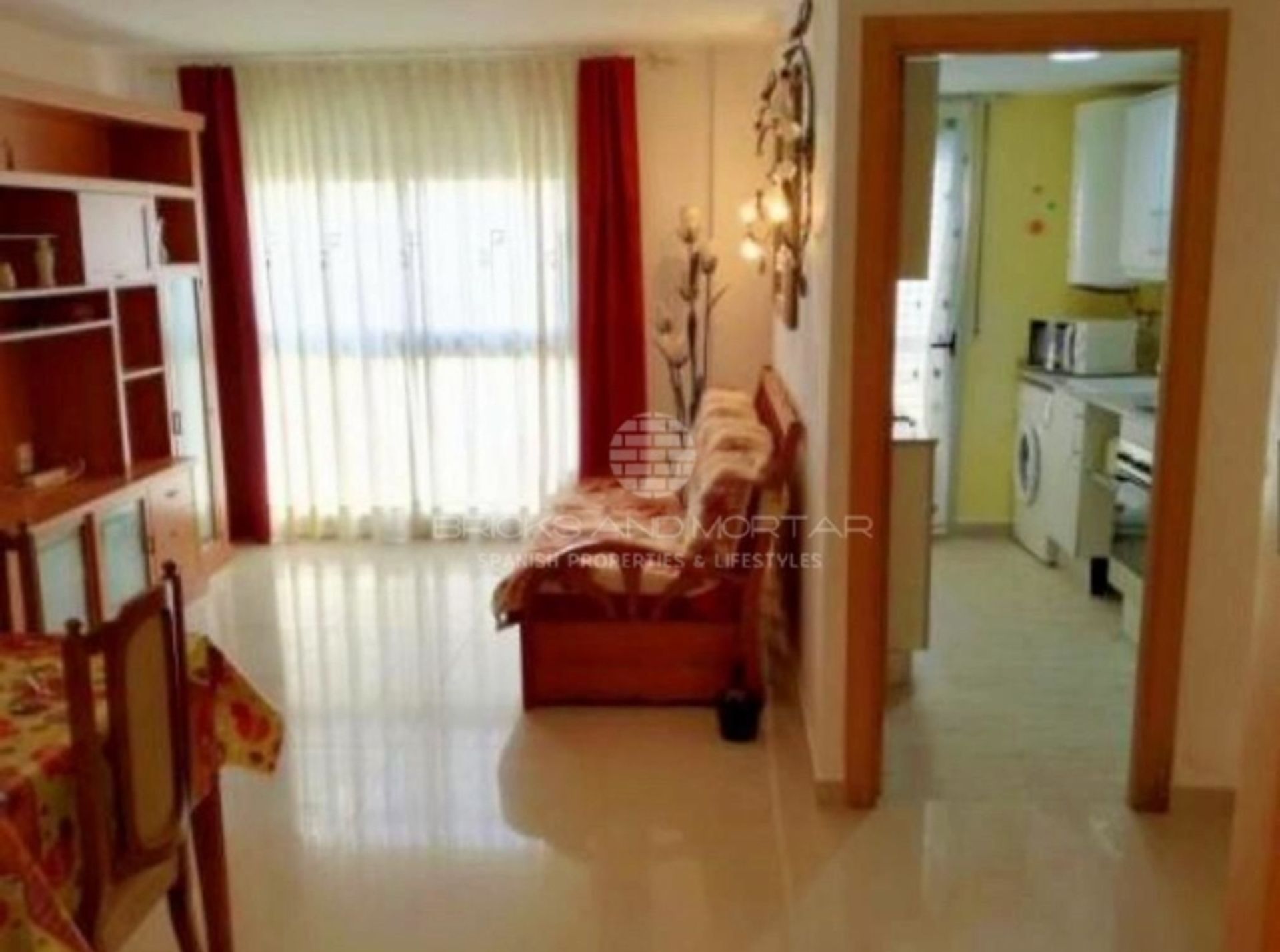 Condominio en La Ametlla de Mar, Cataluña 12287405