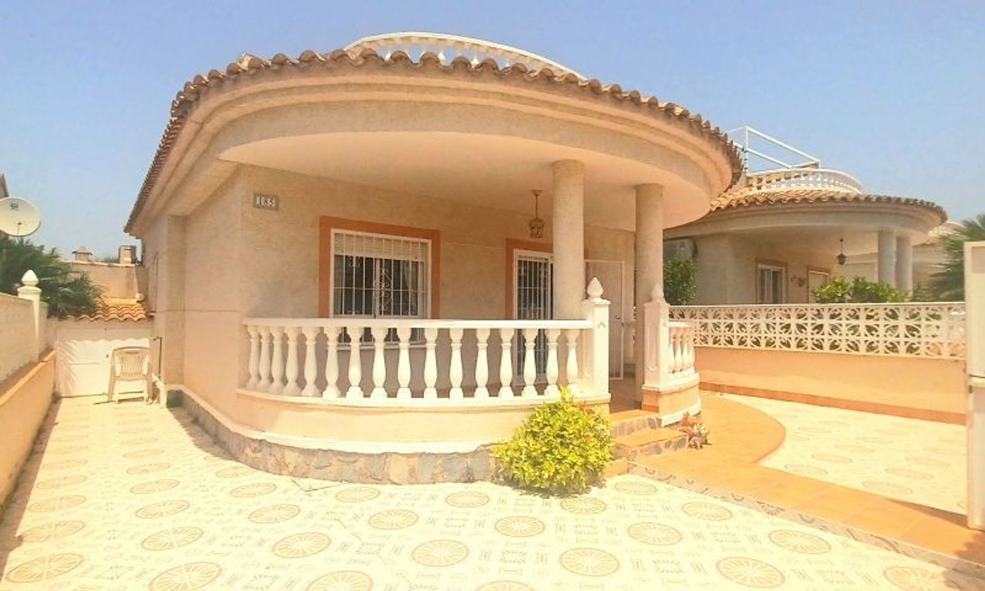 Будинок в Benijófar, Valencian Community 12288080