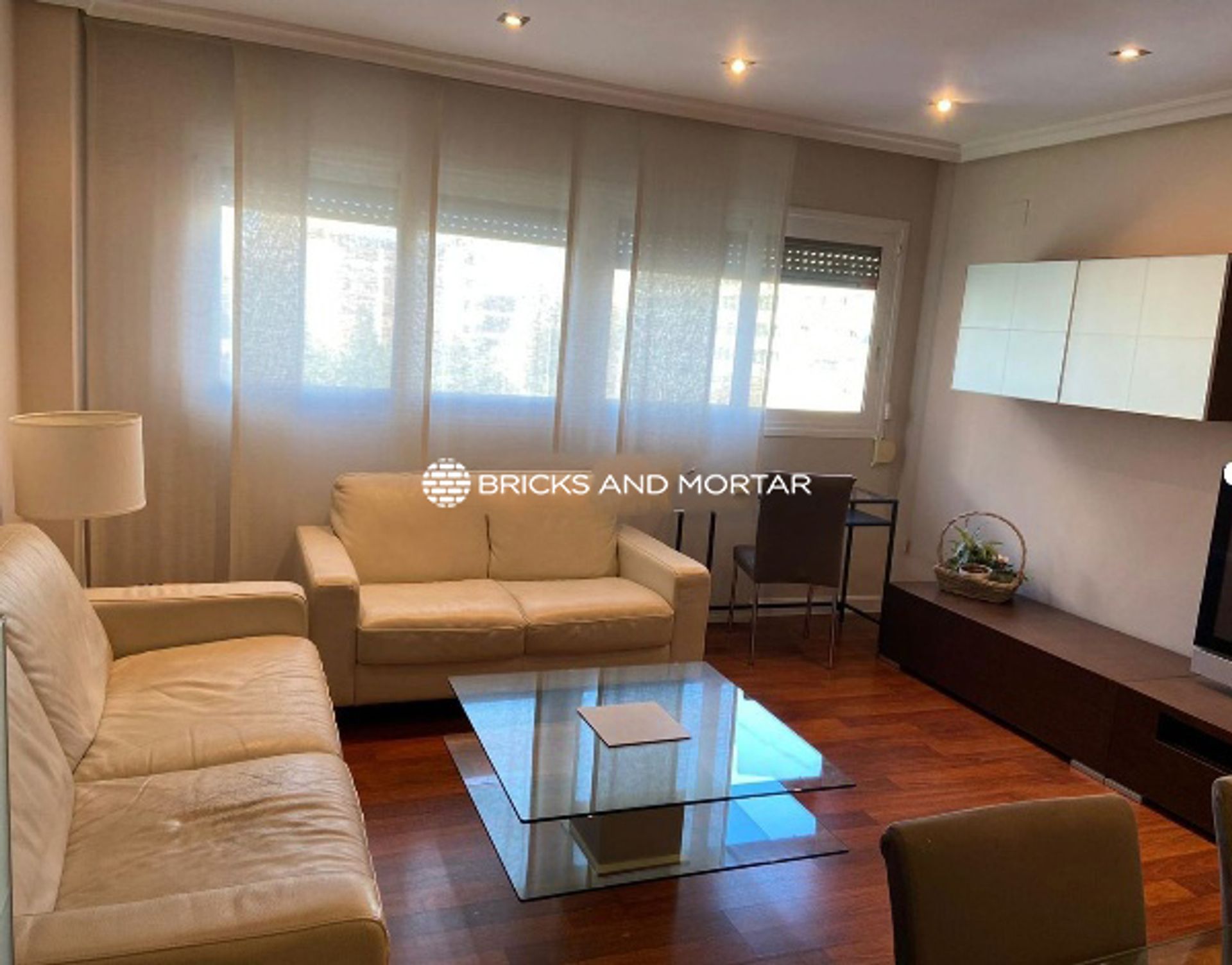 Condominium dans Valencia, Comunidad Valenciana 12288241