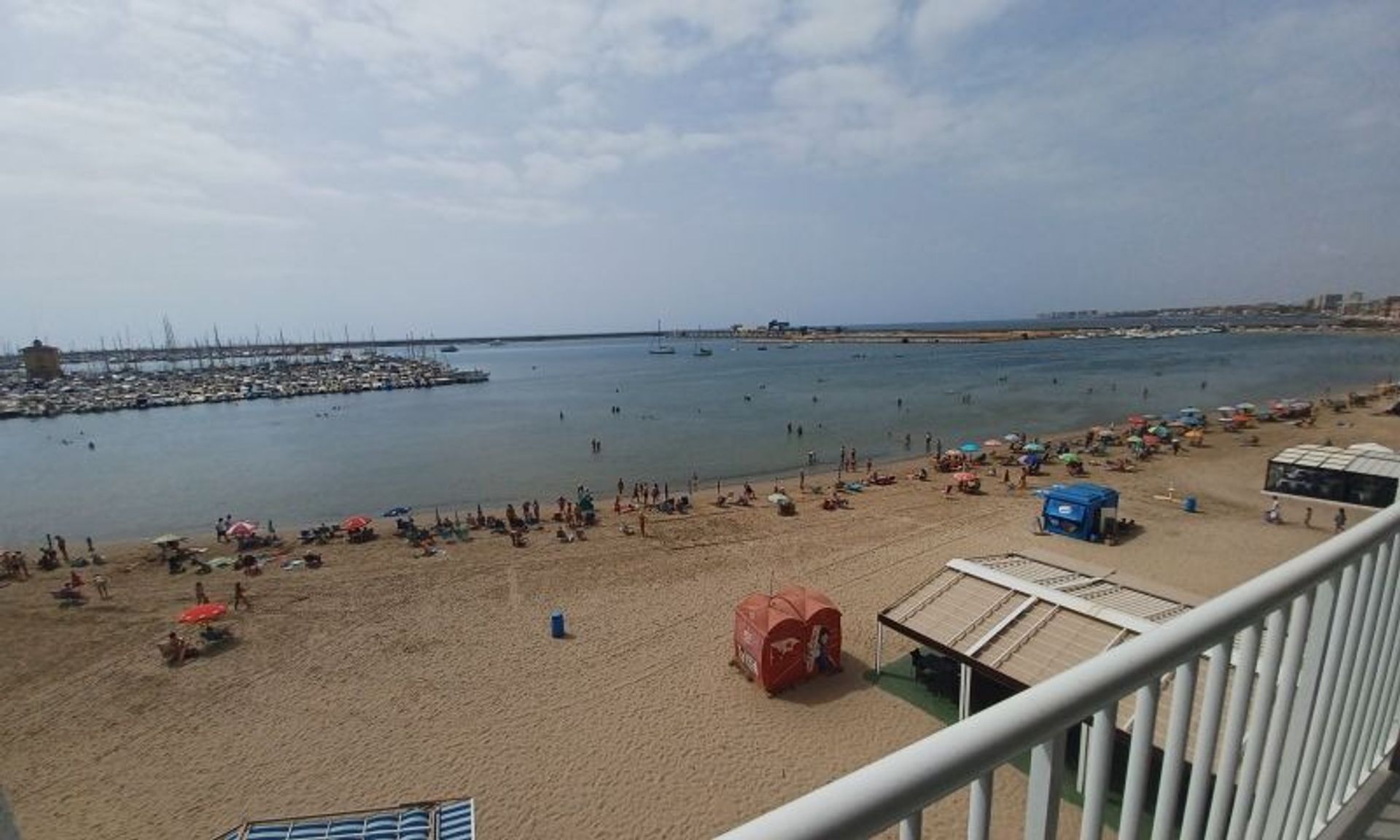 קוֹנדוֹמִינִיוֹן ב Torrevieja, Valencian Community 12288588