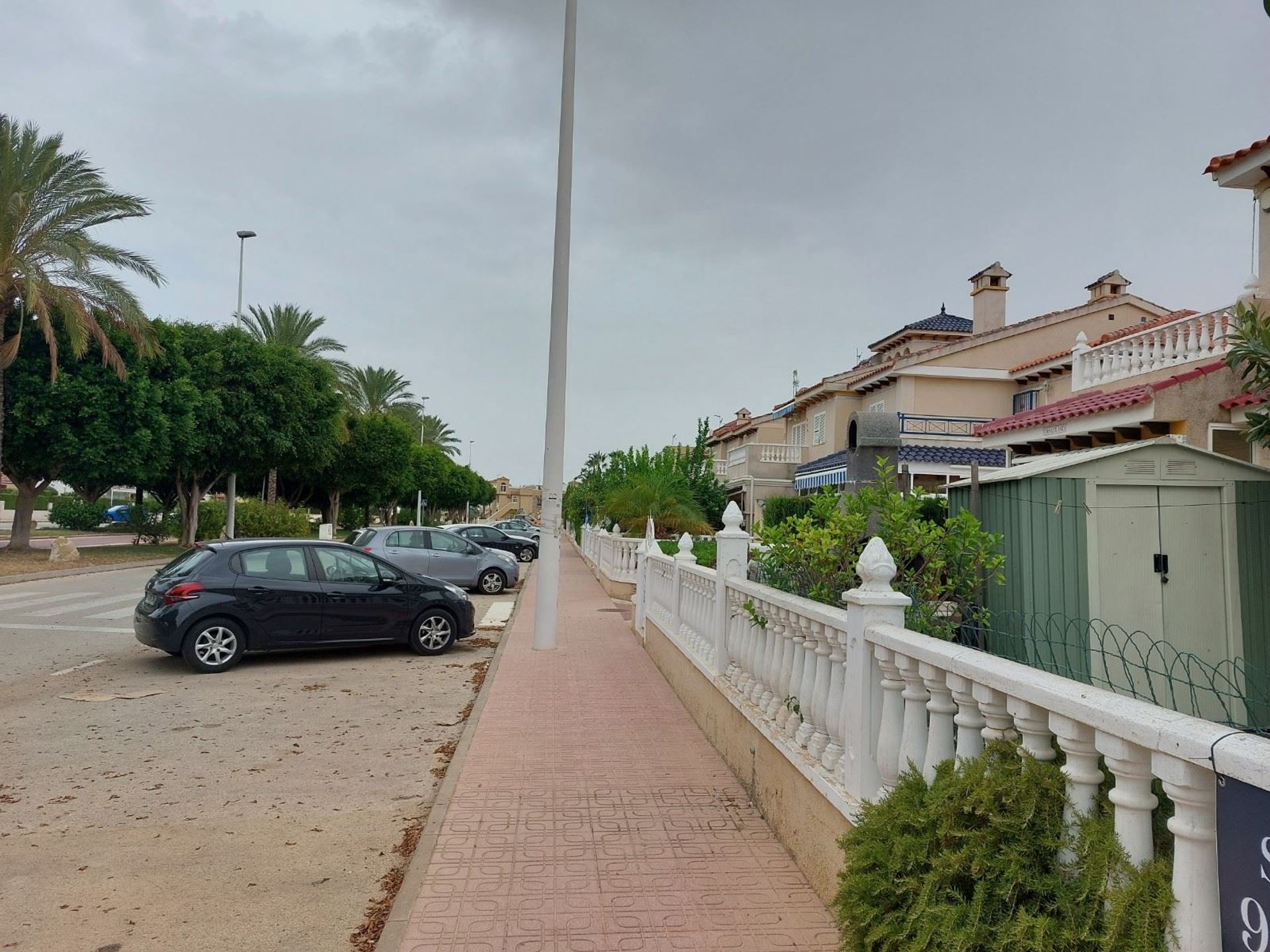 Osakehuoneisto sisään Dehesa de Campoamor, Valencian Community 12288941