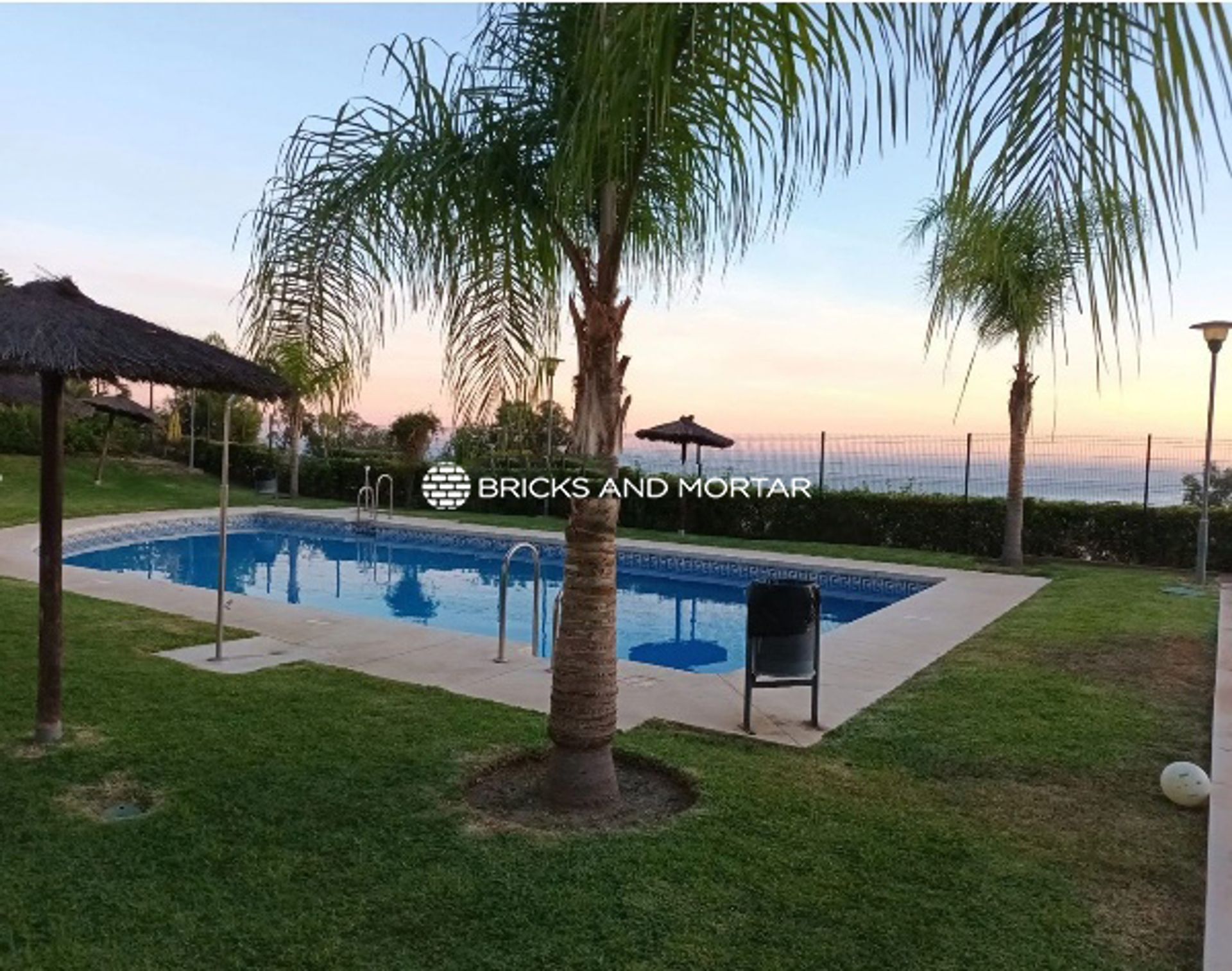 Condominio nel Santa Fe de los Boliches, Andalusia 12289091