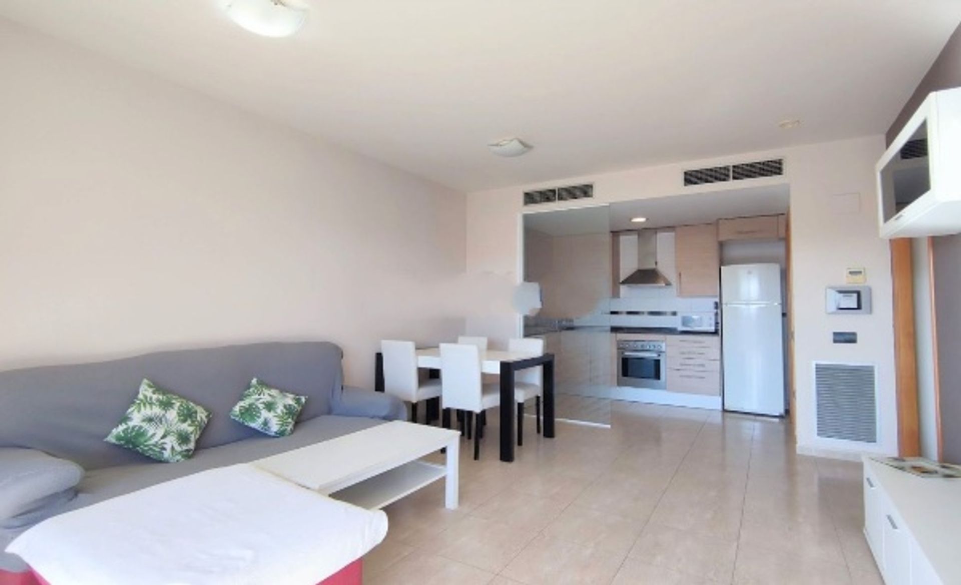 Condominium in San Carlos de la Rapita, Catalonia 12289388