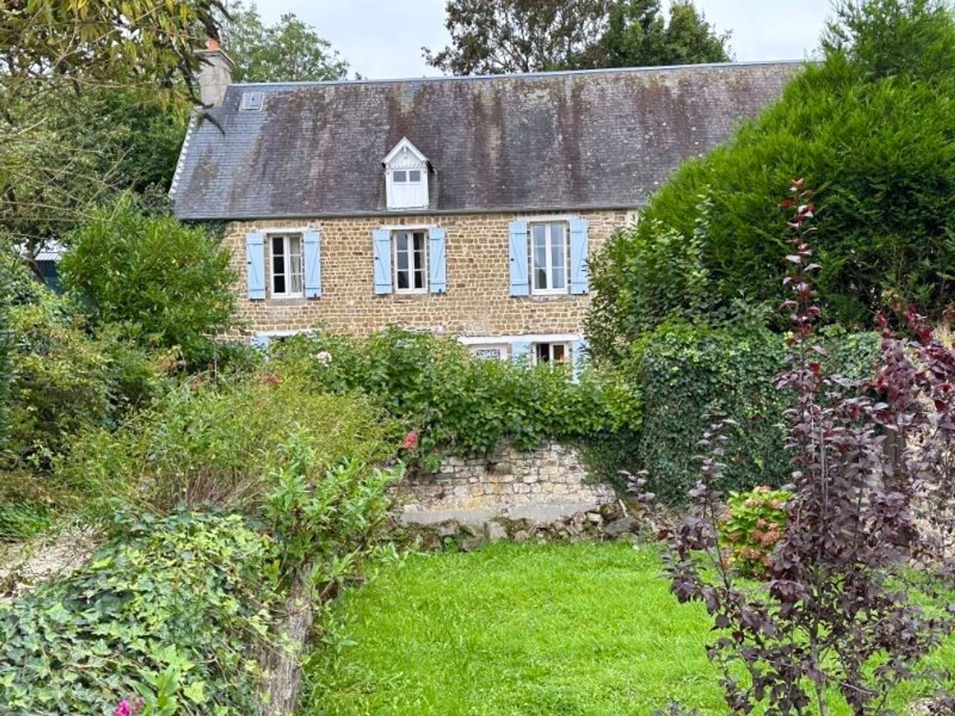 House in Tessy-Bocage, Normandy 12289941