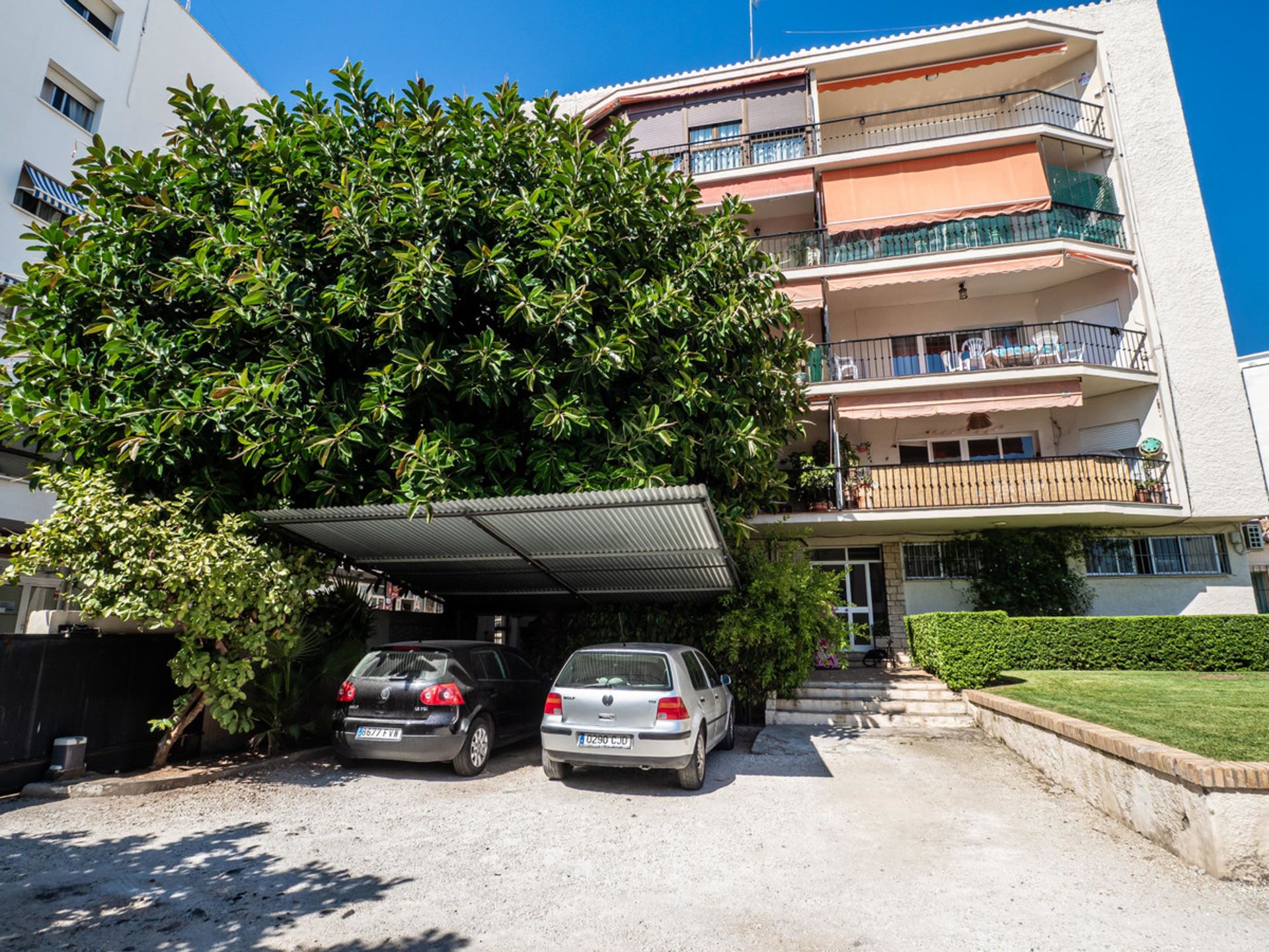 Condominium in Marbella, Andalusia 12289972