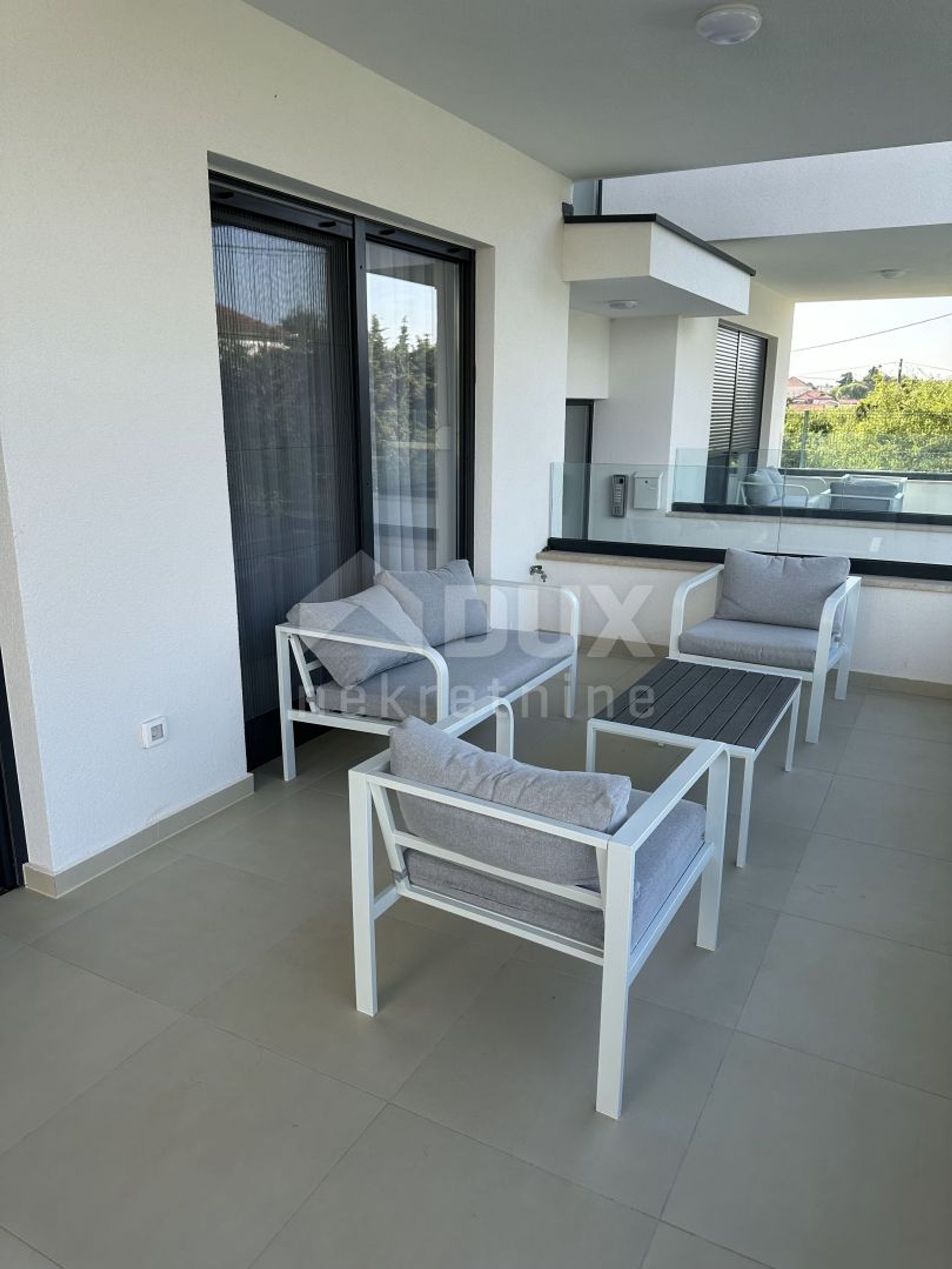 Condominium in Ugljan, Zadar County 12292086