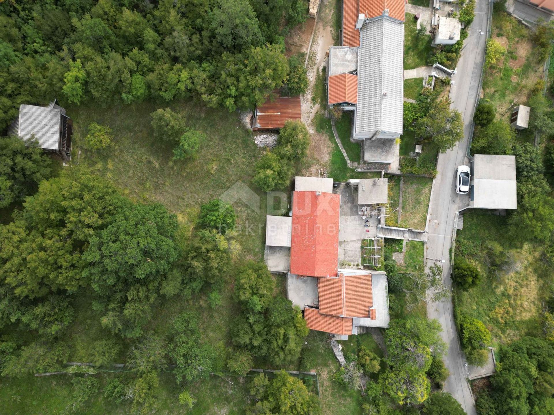 casa en Hreljin, Primorje-Gorski Kotar County 12292093