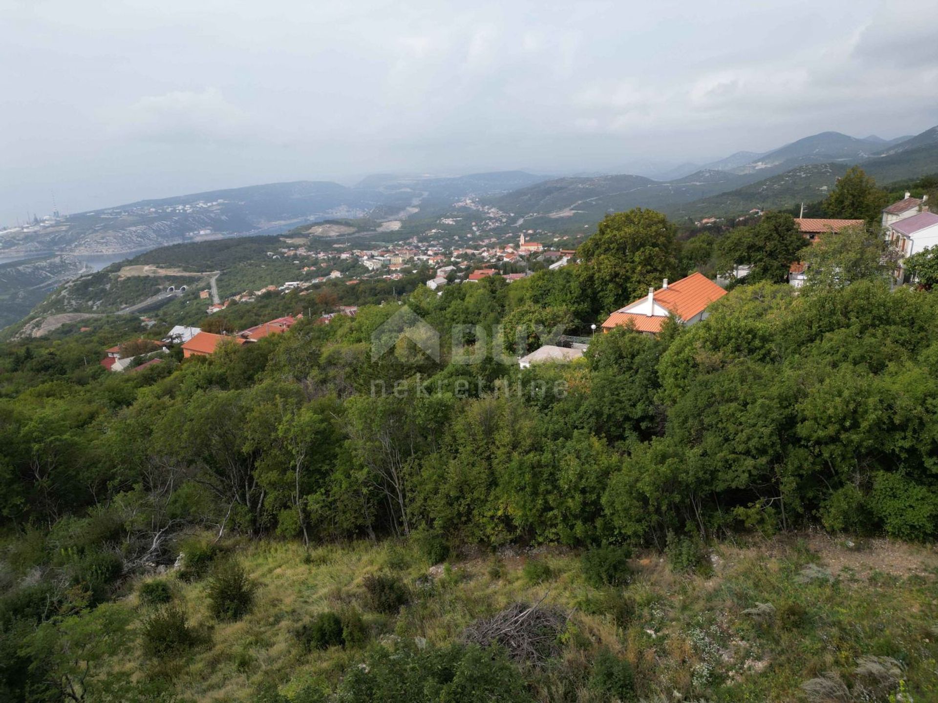 casa en Hreljin, Primorje-Gorski Kotar County 12292093