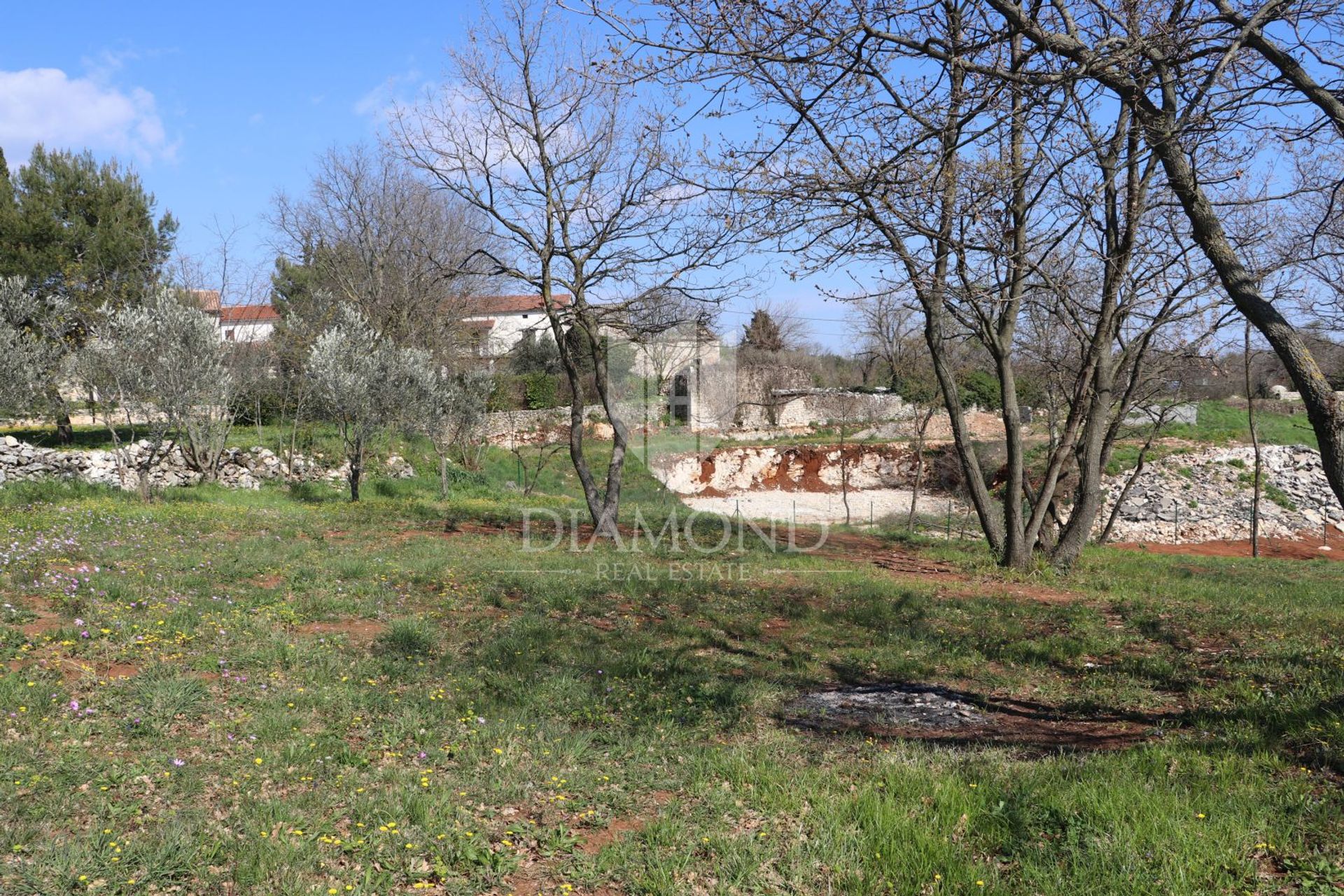 Land in Marčana, Istria County 12292239