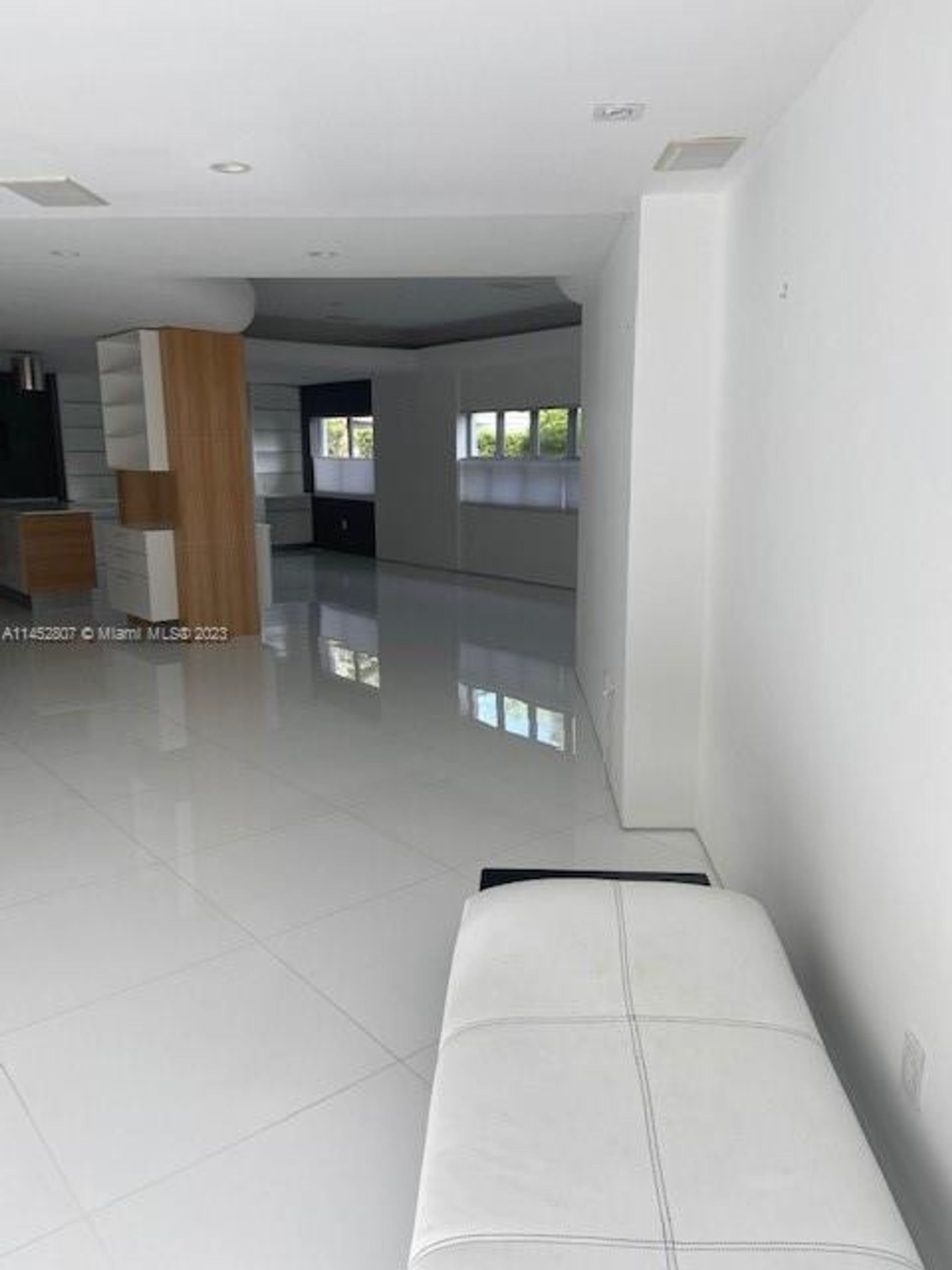 rumah dalam Miami, Florida 12293088