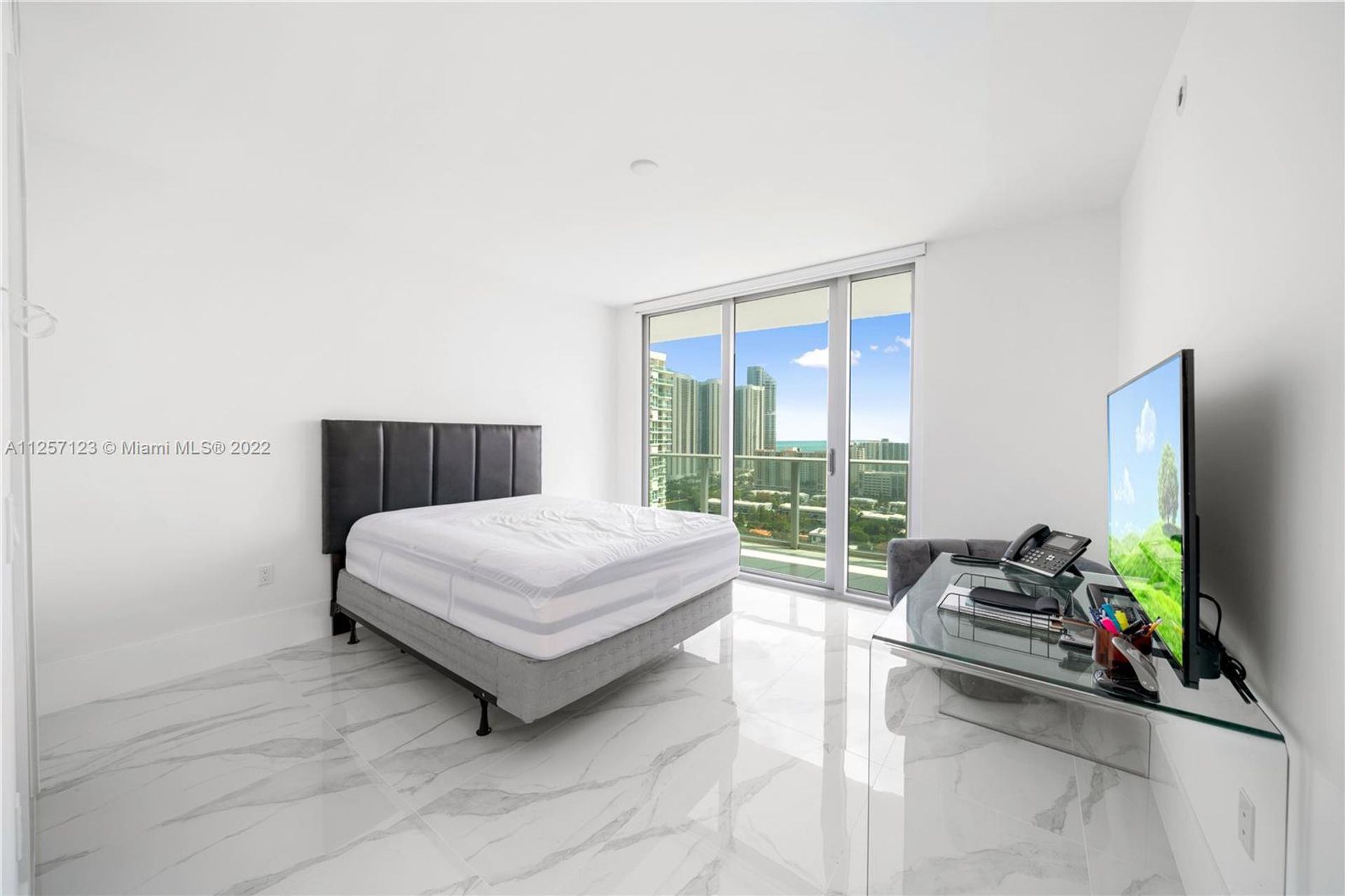 公寓 在 Sunny Isles Beach, Florida 12293093