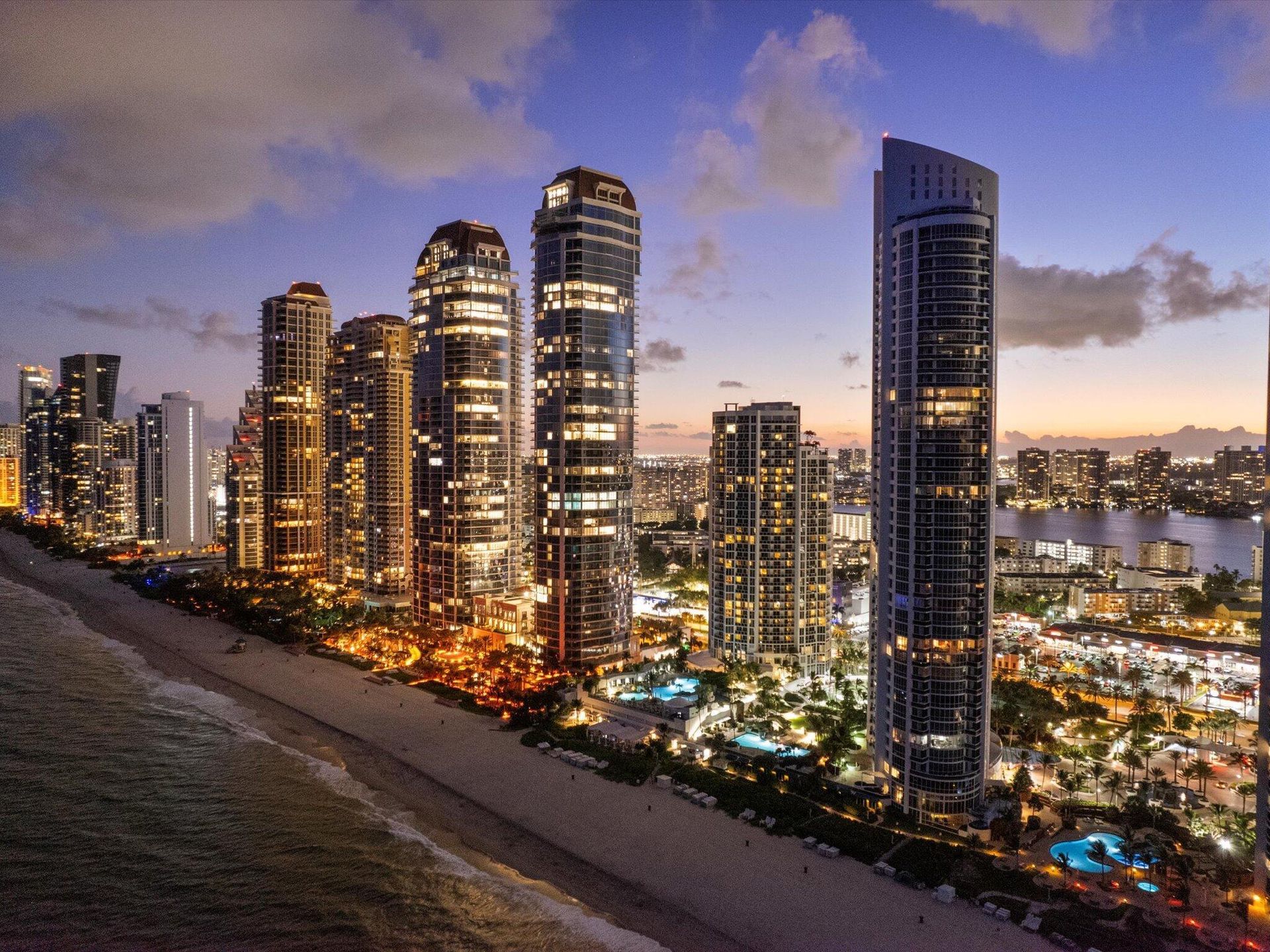 Συγκυριαρχία σε Sunny Isles Beach, Florida 12293099