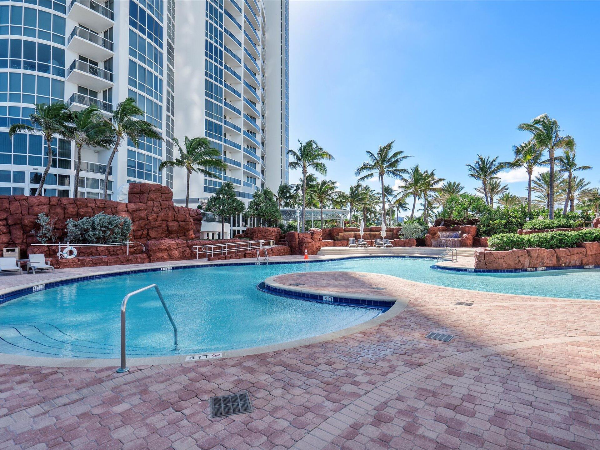 Συγκυριαρχία σε Sunny Isles Beach, Florida 12293099