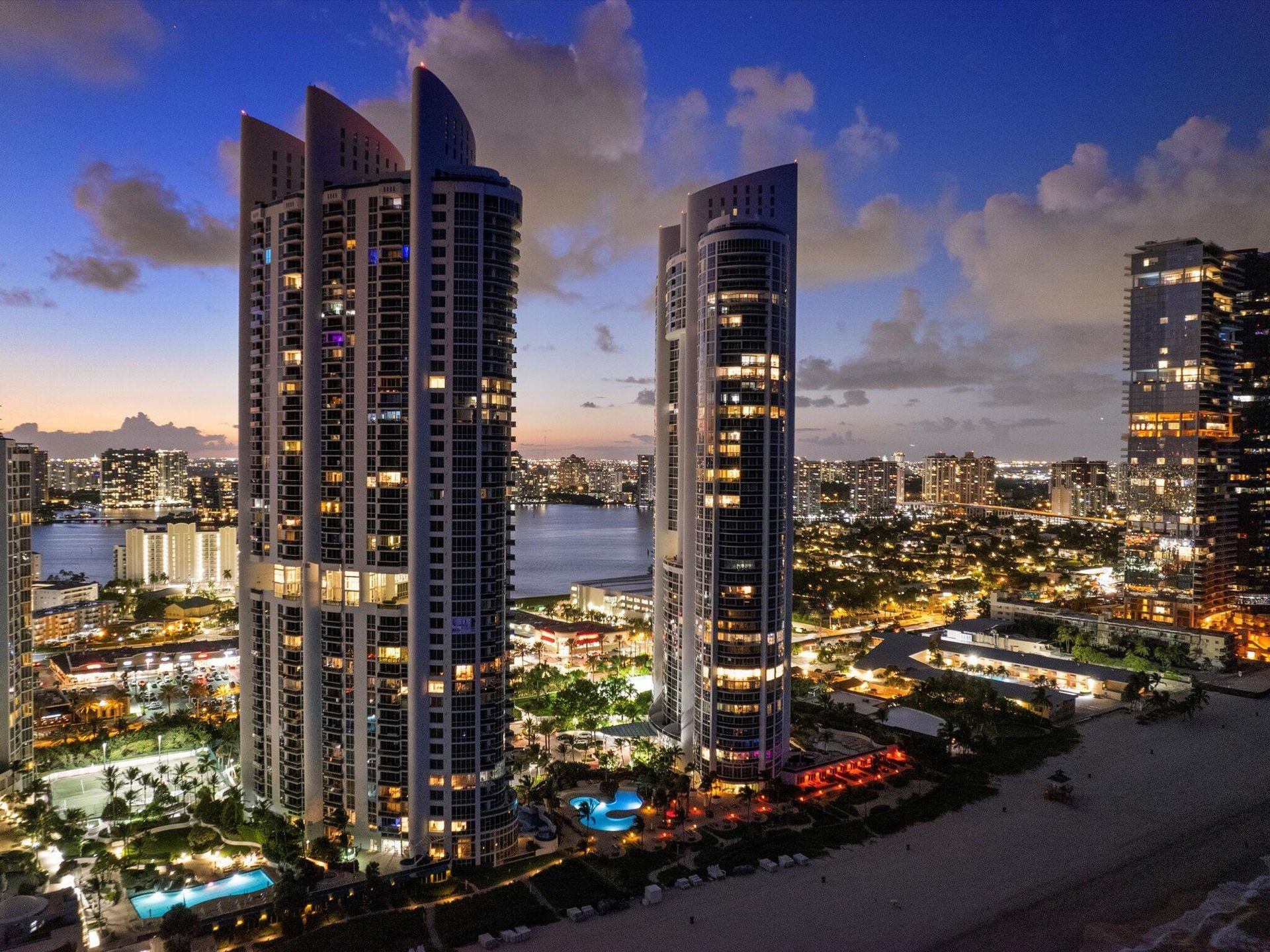 Συγκυριαρχία σε Sunny Isles Beach, Florida 12293099