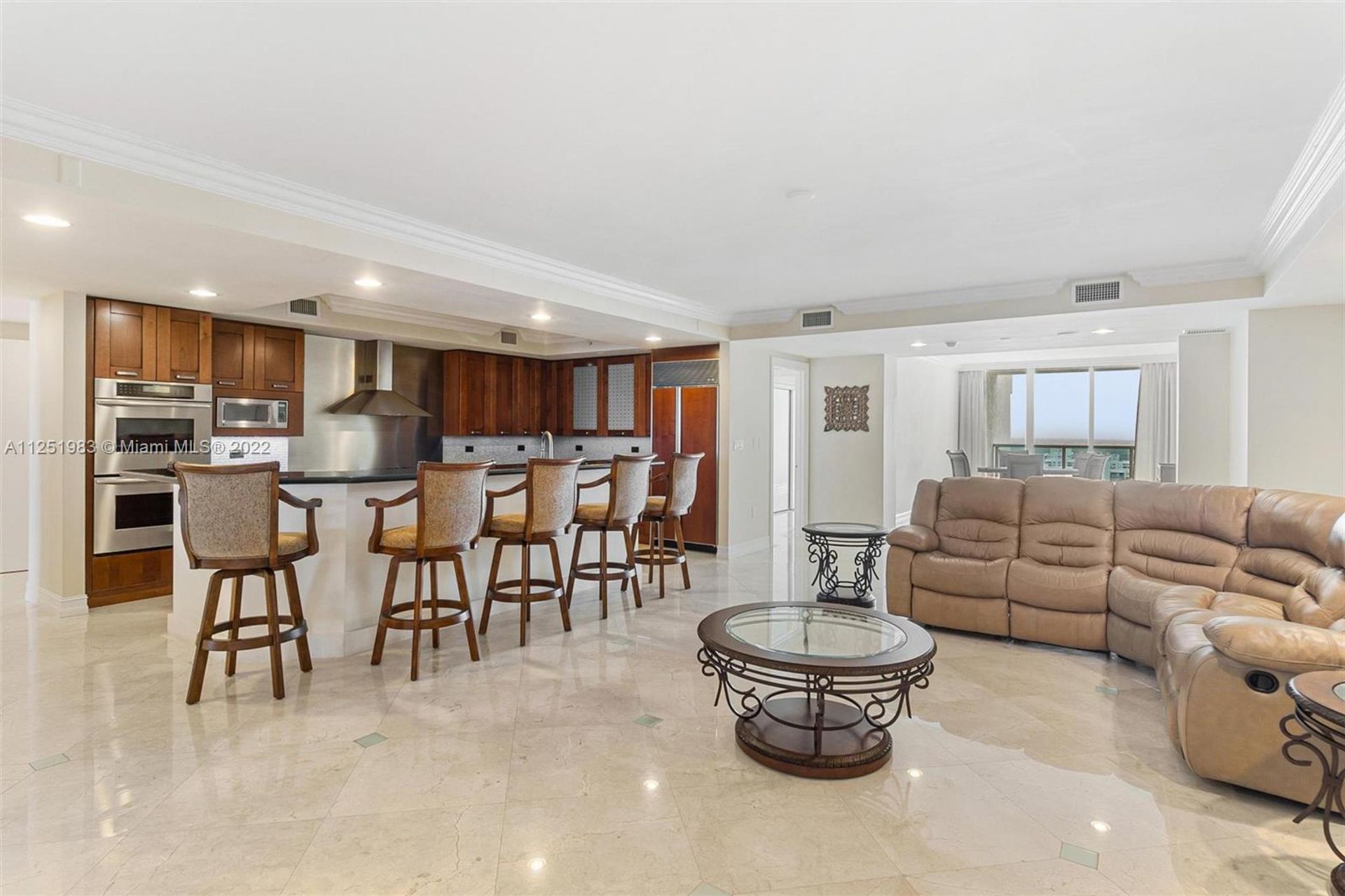 Condominium dans Aventura, Florida 12293104