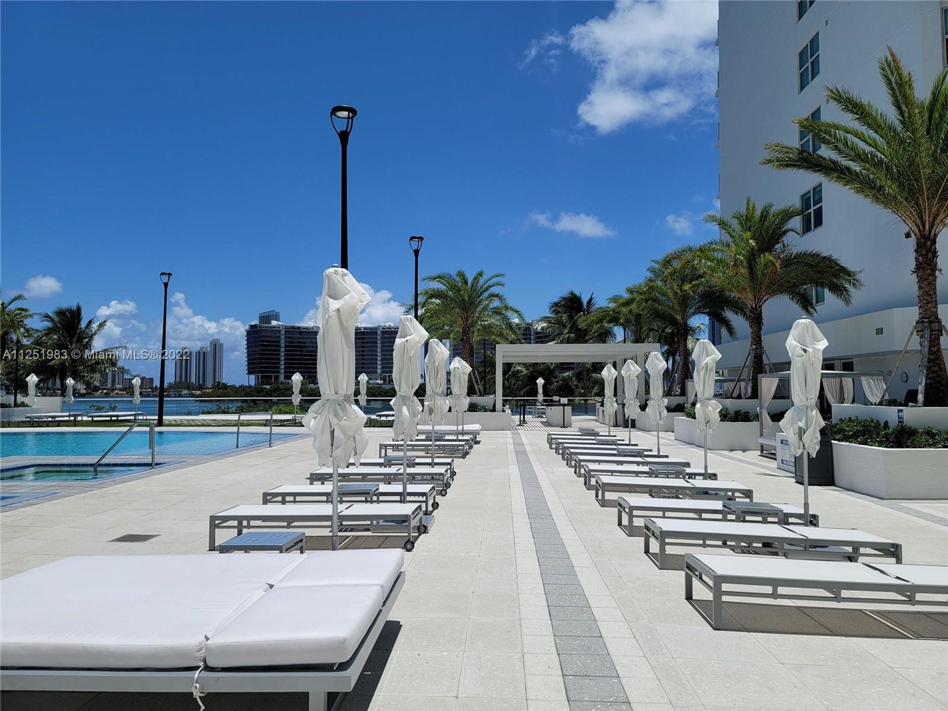 Condominium dans Aventura, Florida 12293104