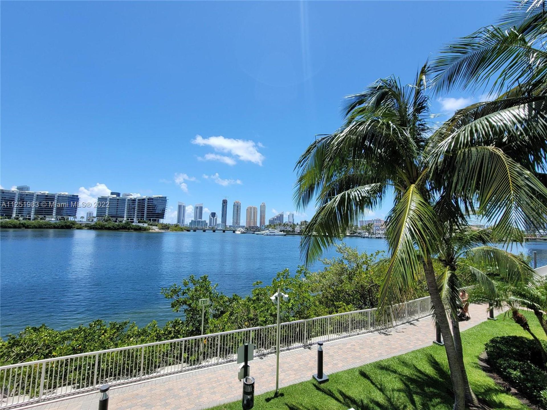 Condominium dans Aventura, Florida 12293104