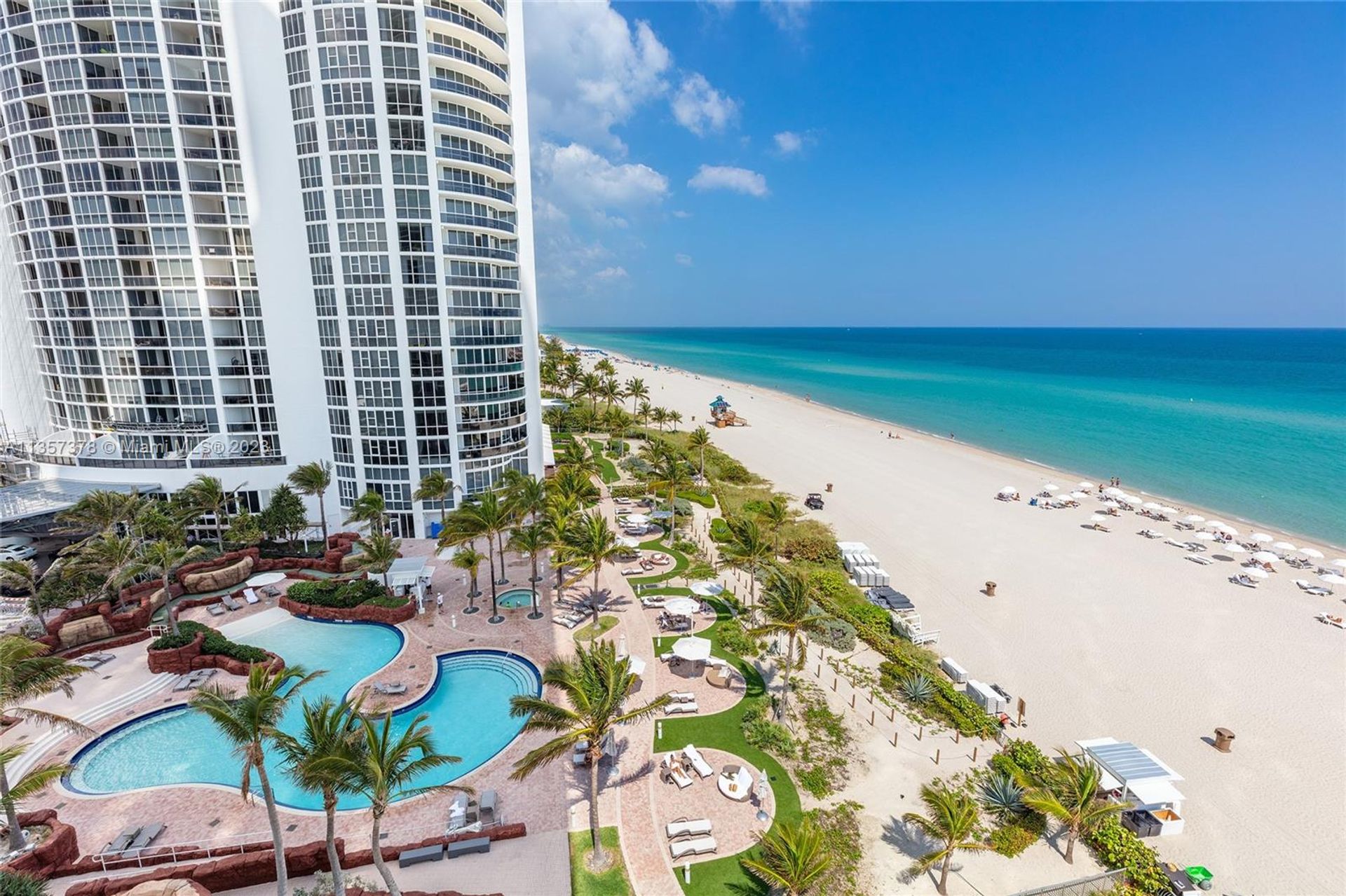 公寓 在 Sunny Isles Beach, Florida 12293117