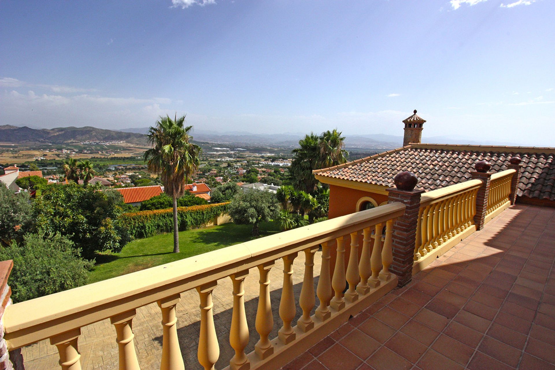 Будинок в Alhaurín de la Torre, Andalusia 12293850