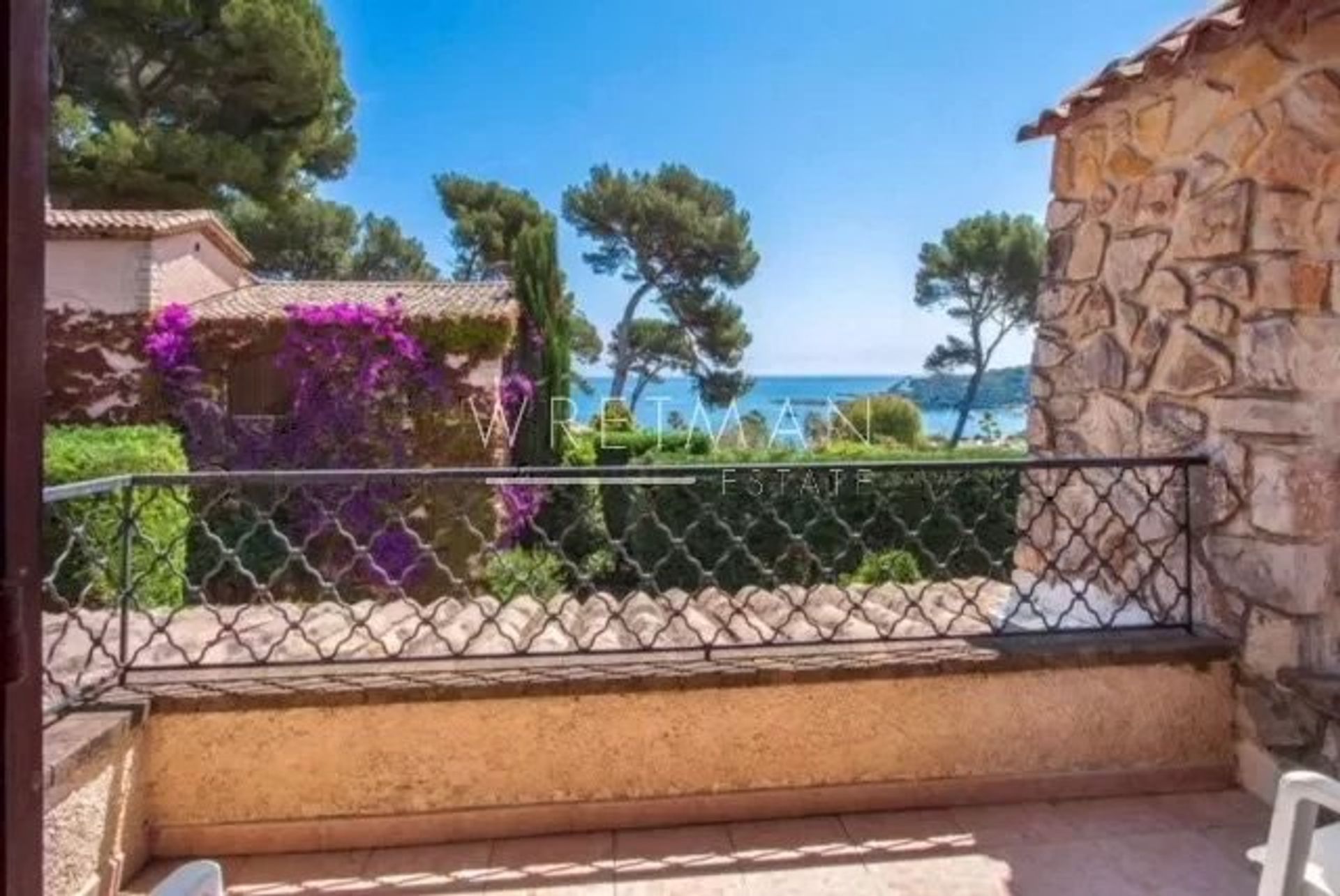 Kediaman dalam Antibes, Alpes-Maritimes 12294851