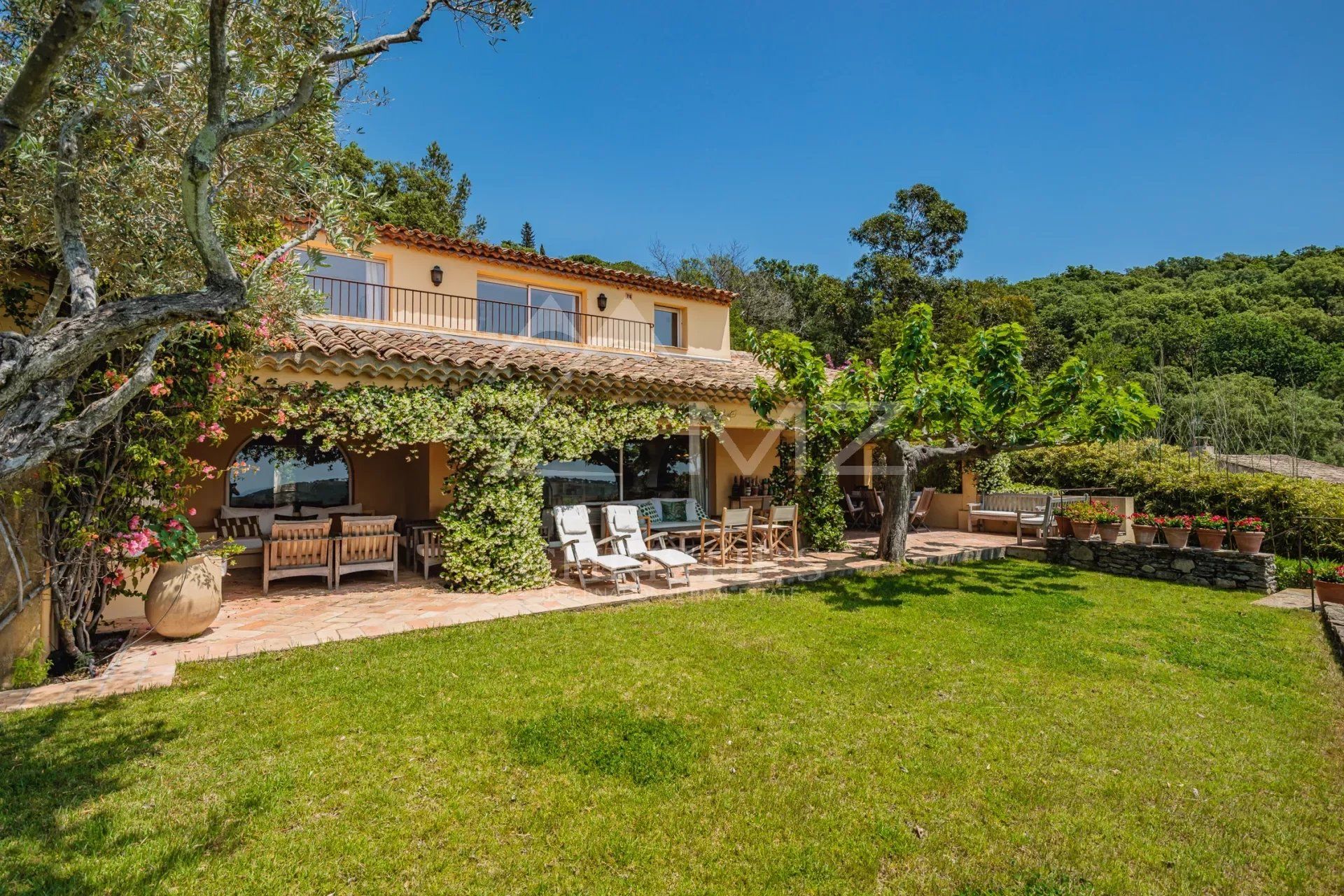 Huis in Ramatuelle, Provence-Alpes-Côte d'Azur 12296521