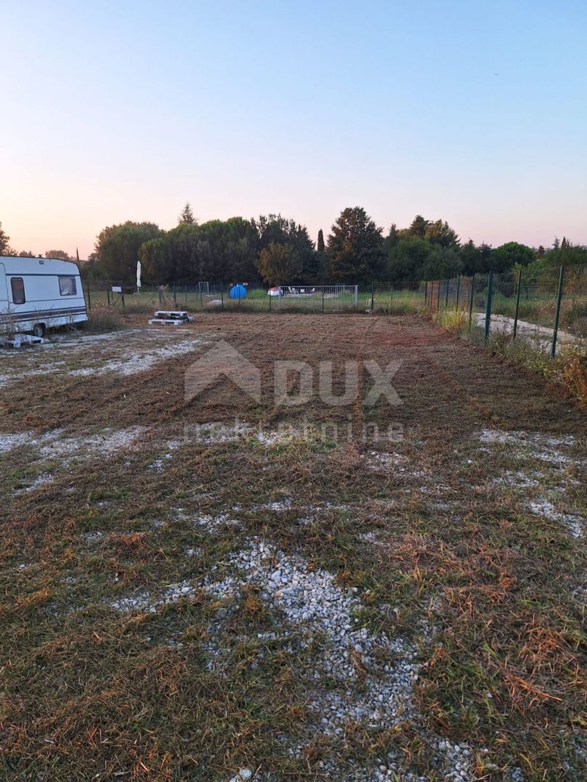 Land i Porec, Istarska Zupanija 12296955