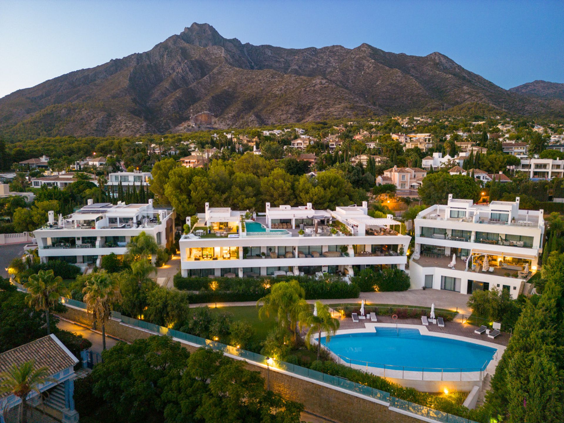 Condominium in Marbella, Andalucía 12297041