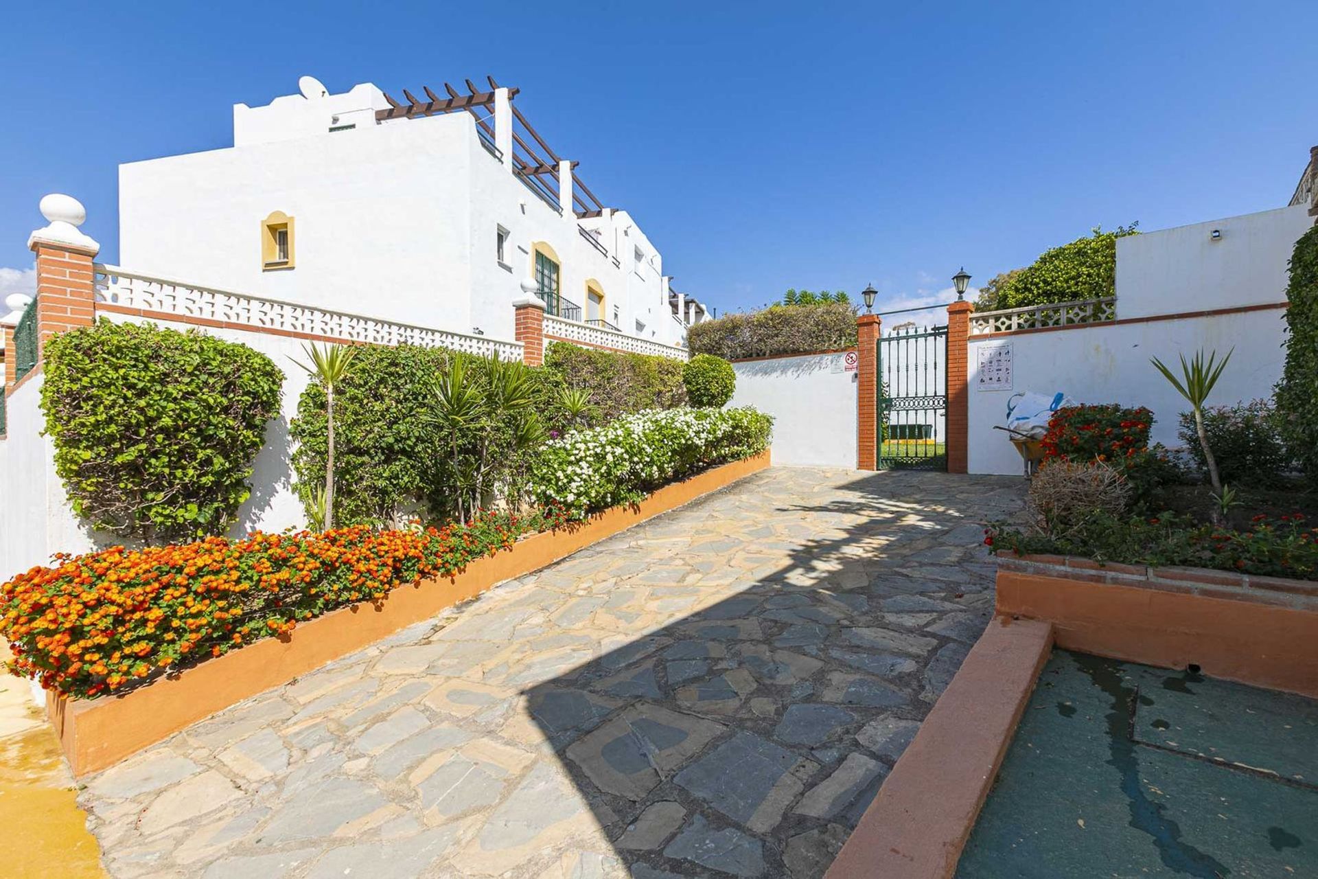 Casa nel Estepona, Andalucía 12298815