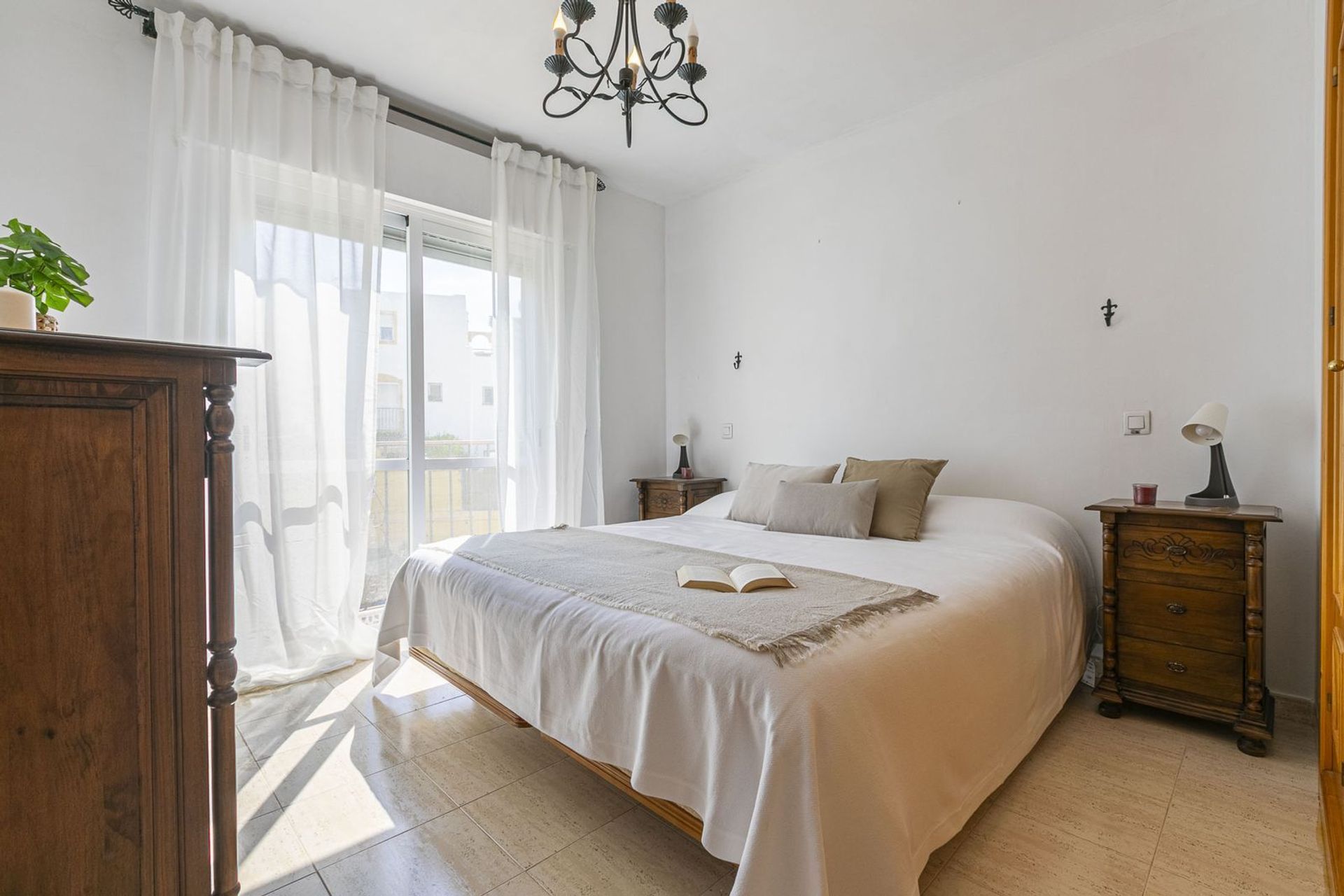 Casa nel Estepona, Andalucía 12298815