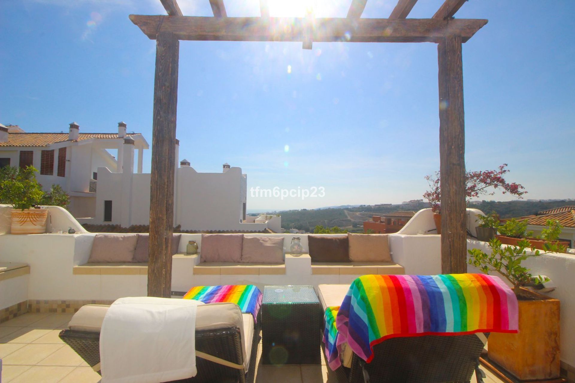 Condominio en Puerto de la Duquesa, Andalusia 12302080