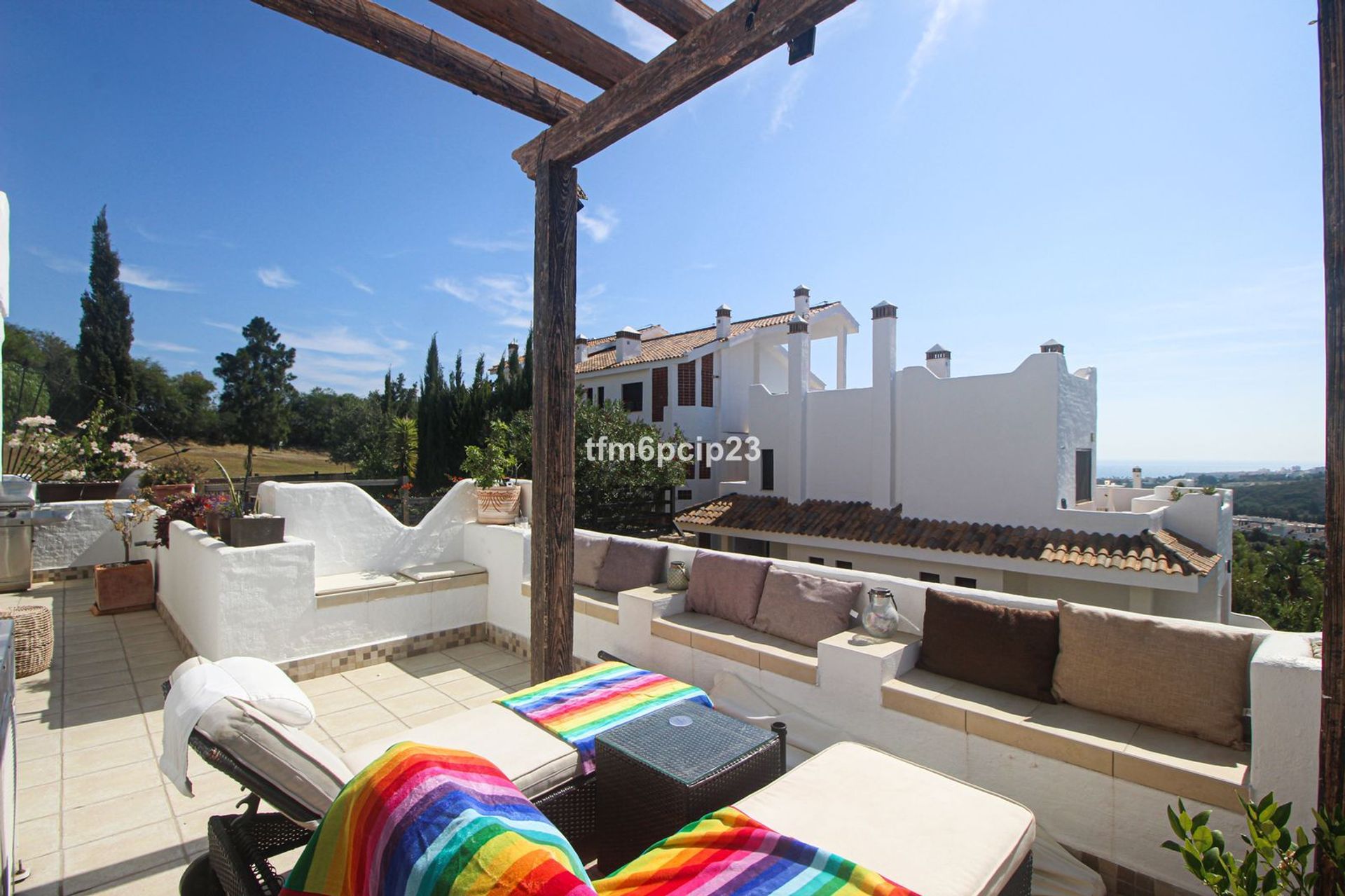 Condominio en Puerto de la Duquesa, Andalusia 12302080