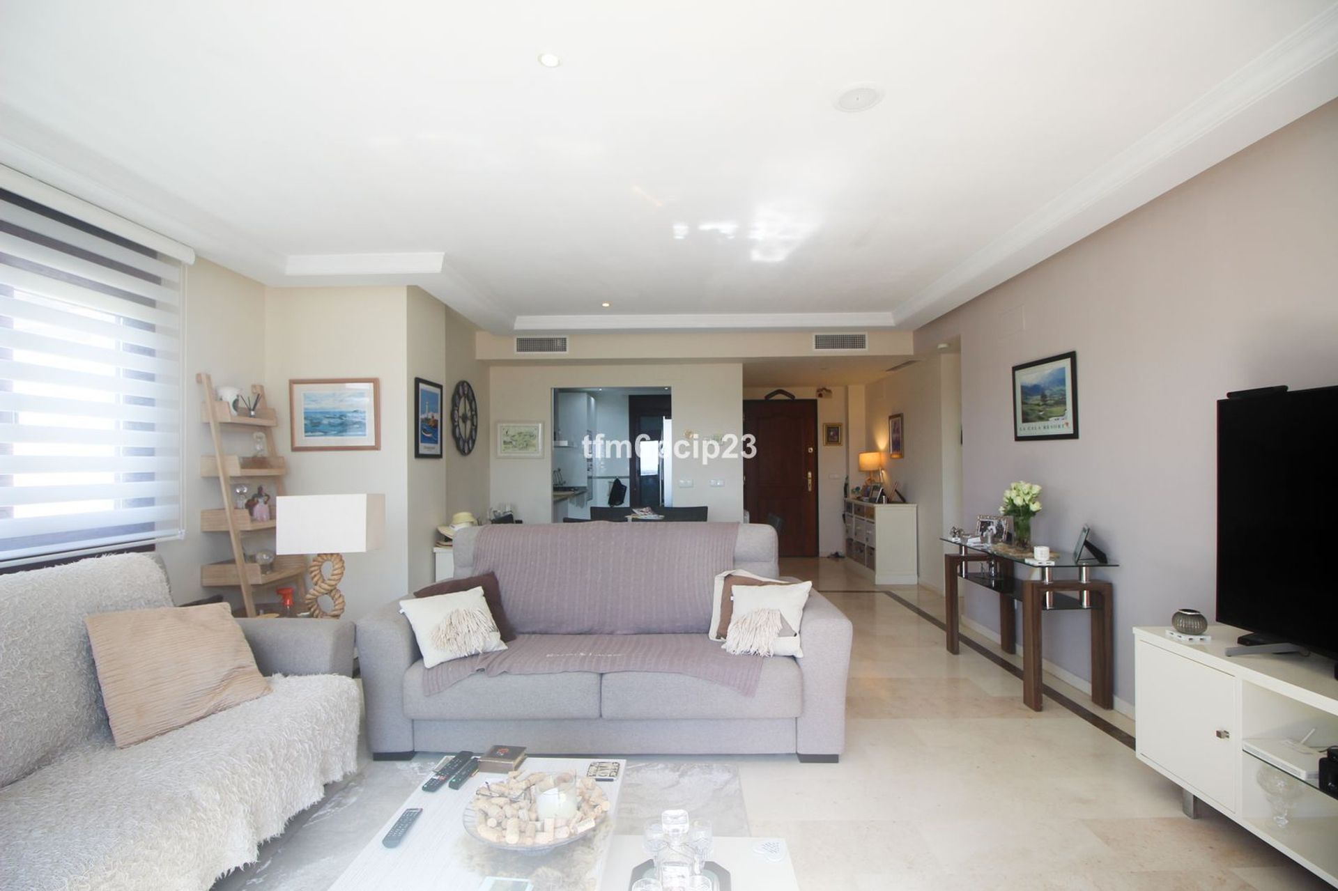 Condominio en Puerto de la Duquesa, Andalusia 12302080